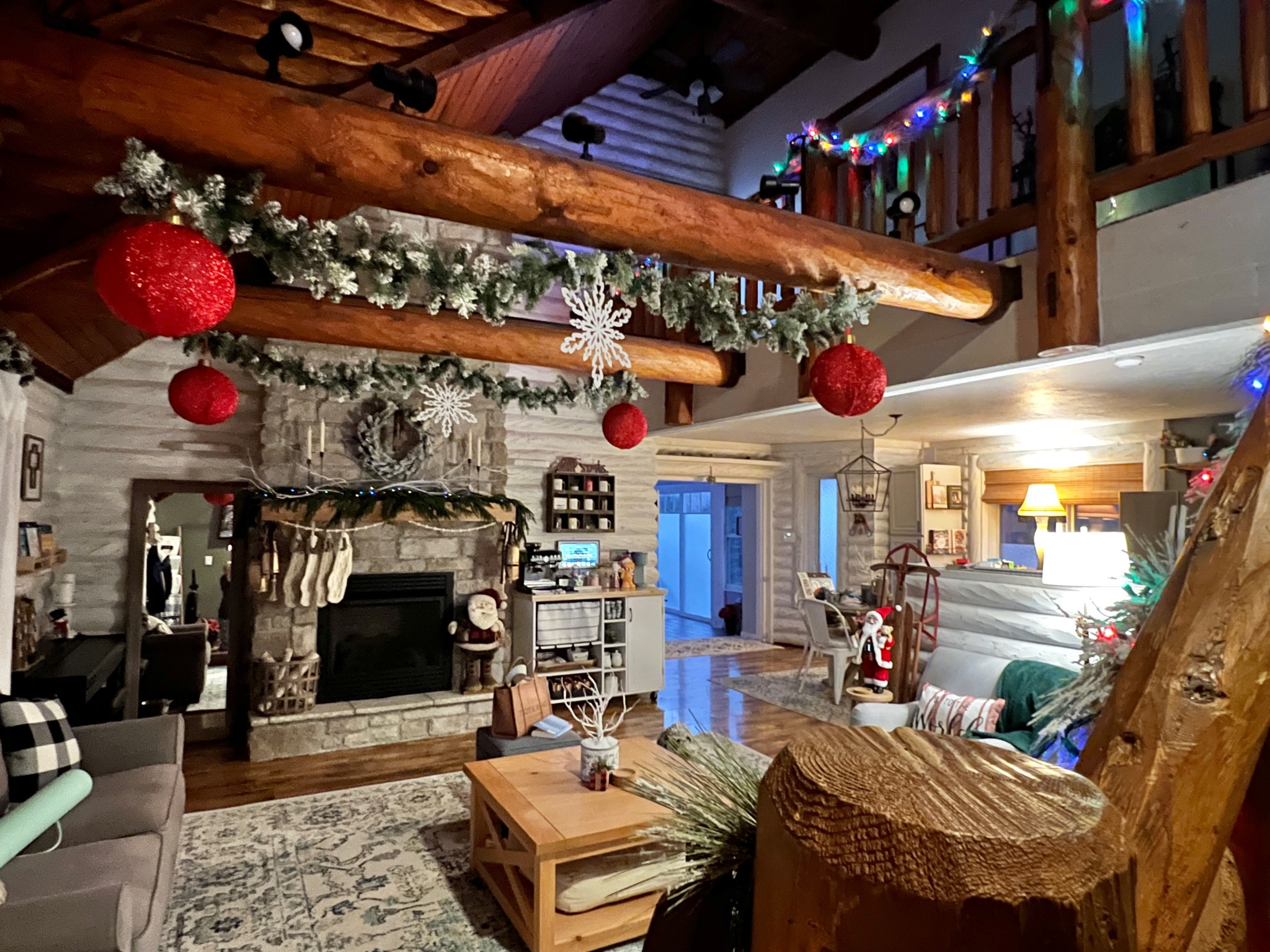 I found the perfect garland and oversized ornaments at Walmart for the log beams in our living room!! 

Garland, Christmas Decor, Stockings

#LTKhome #LTKHoliday #LTKSeasonal