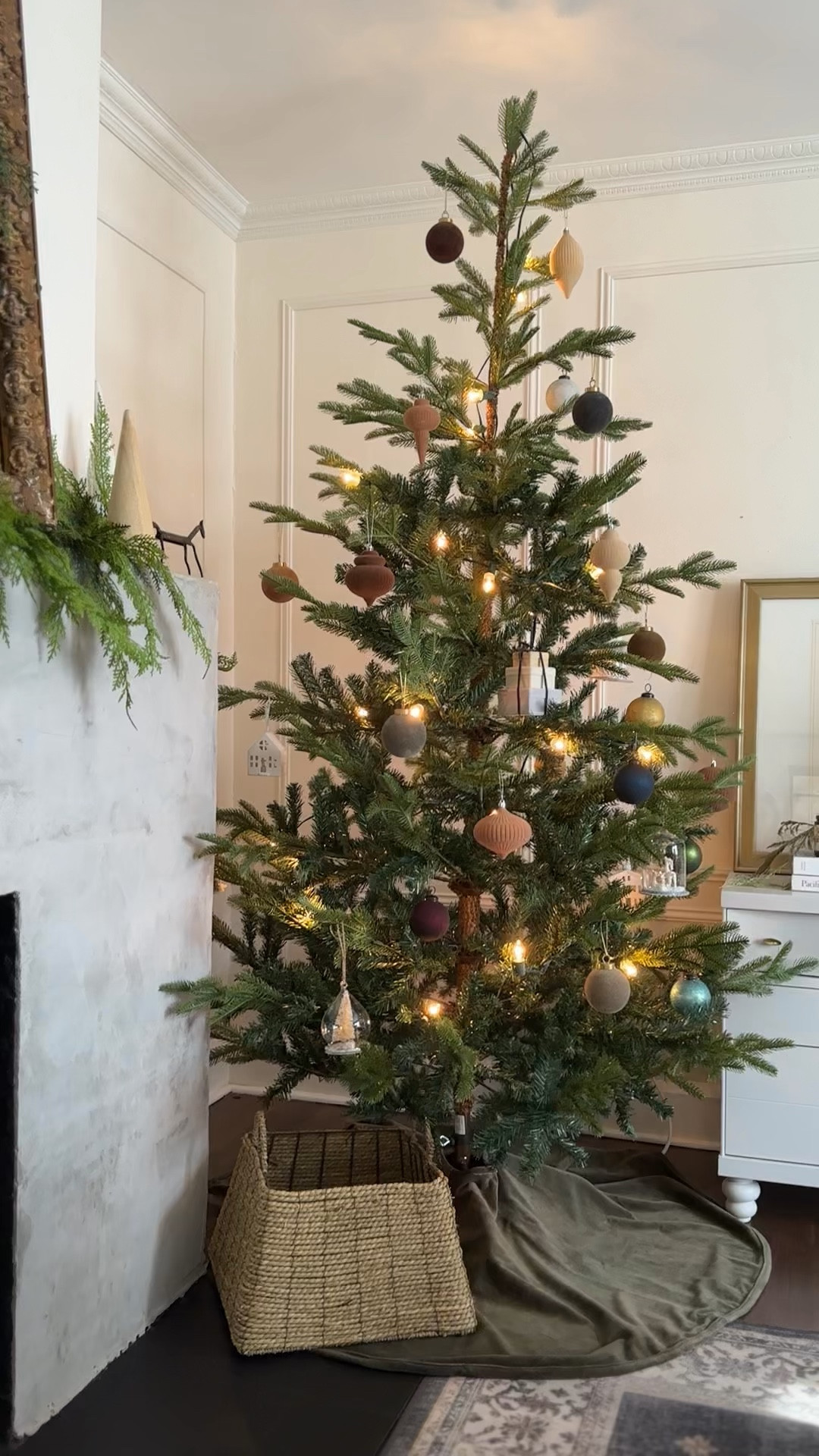 It’s officially the holiday season 

#LTKSeasonal #LTKhome #LTKHoliday