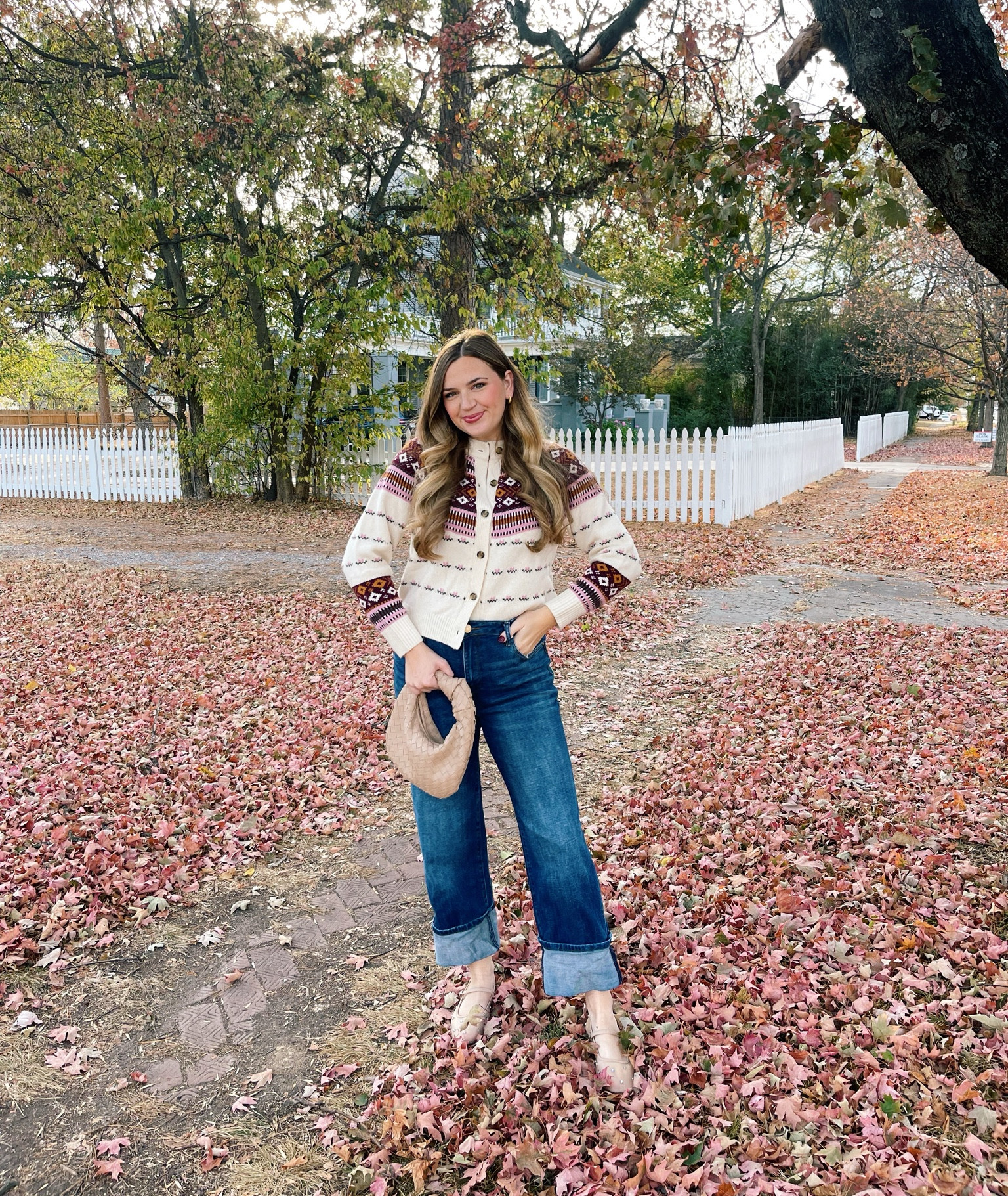 Cutest cardigan for fall 🥰🍂 

#LTKStyleTip