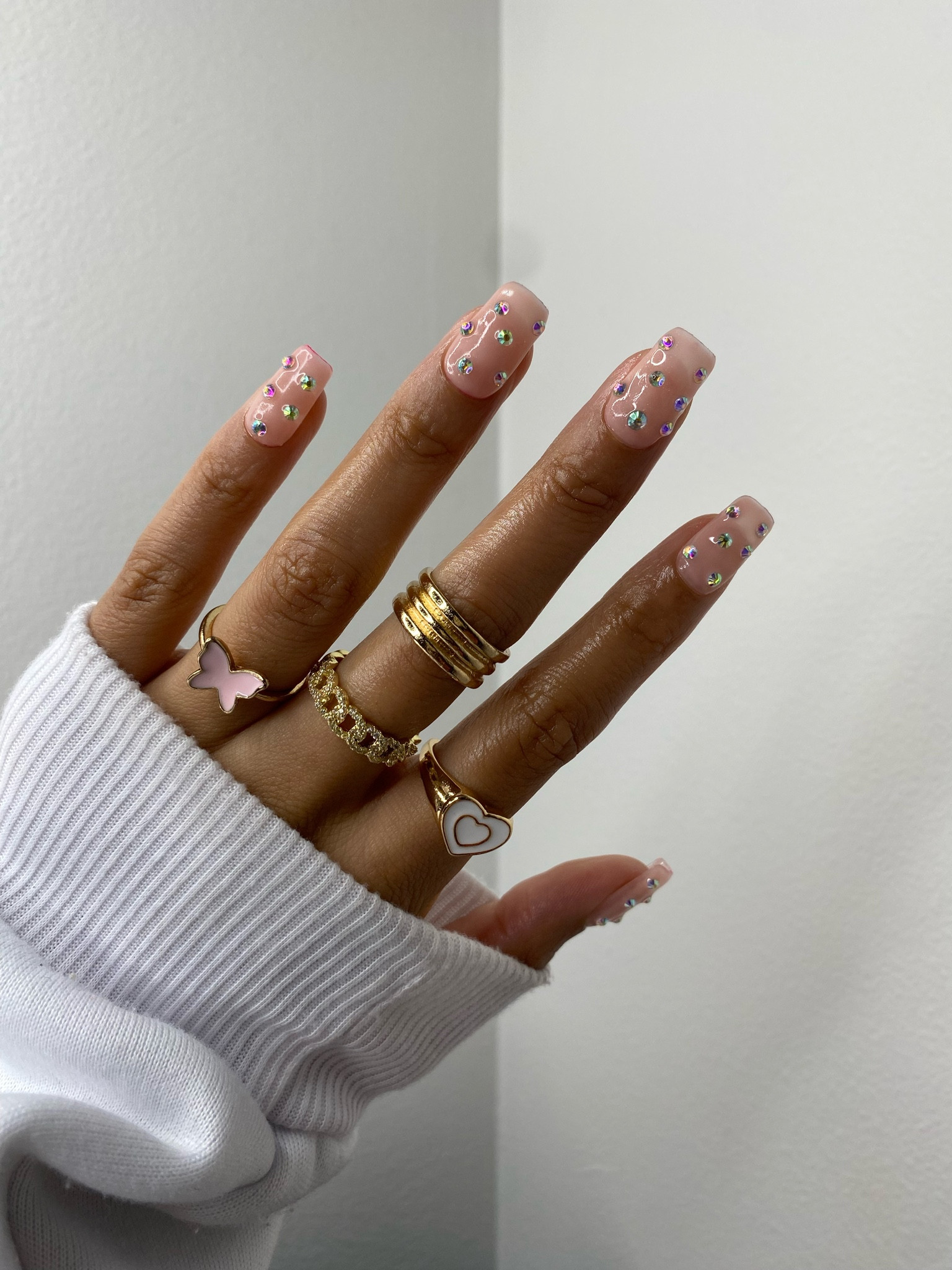 Short square rhinestone nails 

#LTKFind #LTKunder50 #LTKbeauty