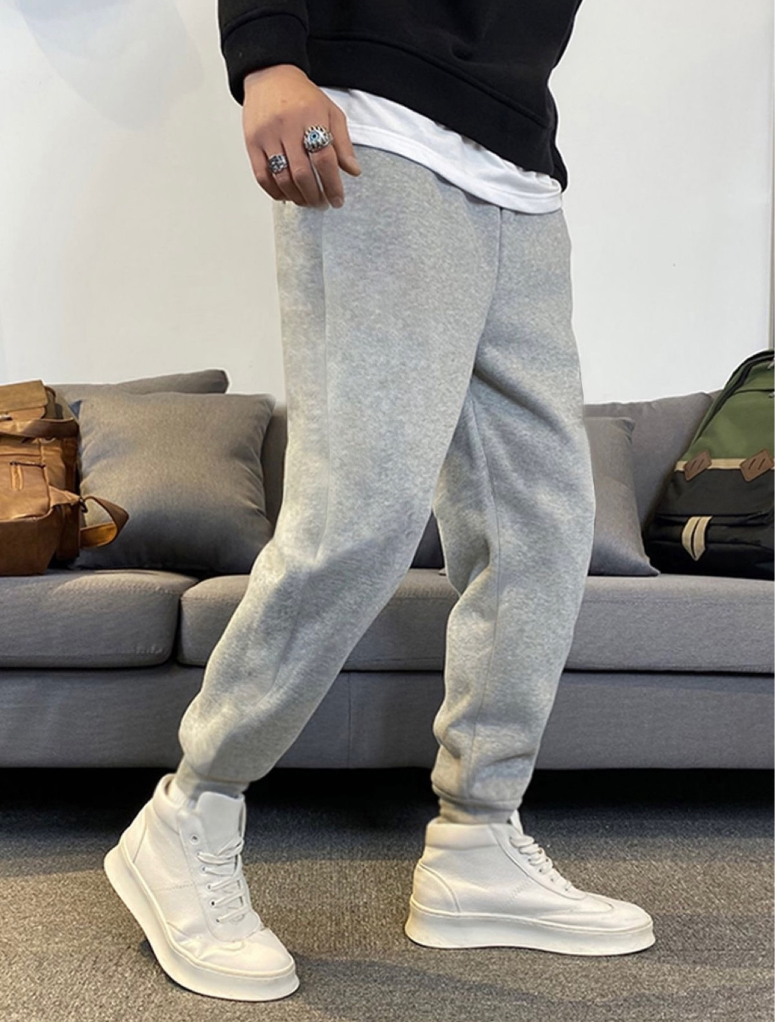 Mens Holiday Gift Guide: Grey Sweatpants 

#LTKHoliday #LTKGiftGuide #LTKSeasonal