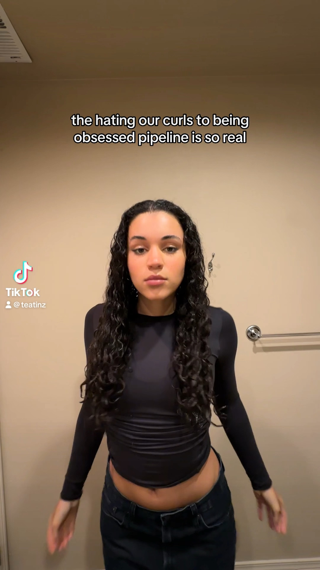curly girls gotta stick together 🫶🏽

curly hair routine, curls

#LTKfindsunder50 #LTKbeauty #LTKstyletip