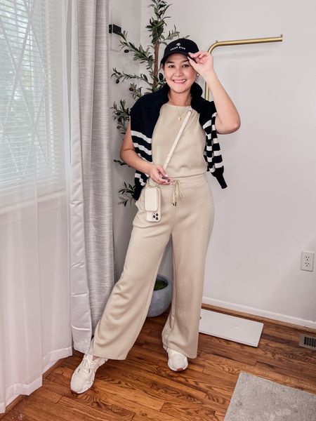 Travel outfit, amazon fonds, this jumpsuit comes in other color option and so comfy and on sale 

#LTKsalealert #LTKtravel #LTKitbag
