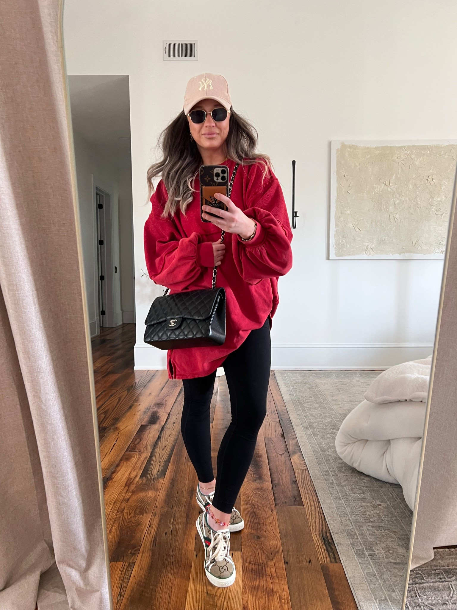 My favourite sweatshirt/tunic! I have it in 4 colors ❤️❤️

#LTKBeauty #LTKStyleTip #LTKOver40