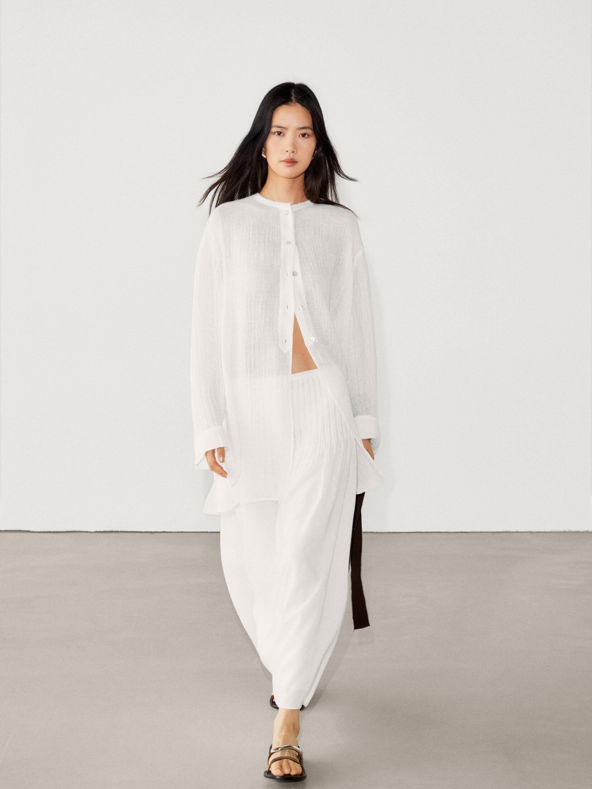 100% linen oversize blouse with long sleeves - Massimo Dutti United States | Massimo Dutti US