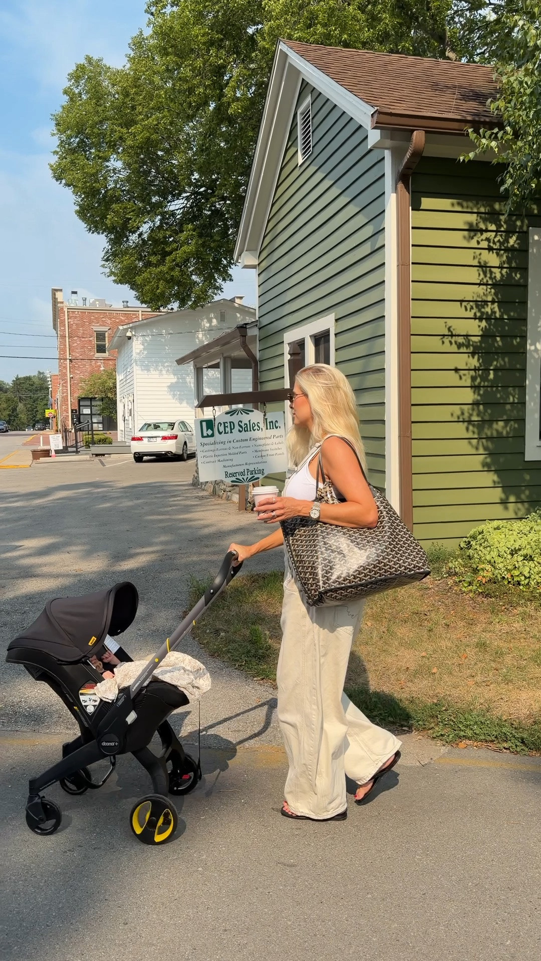 SIZE: Med in overalls (sized up for pregnancy & pp), med in tank, shoes run tts! #kathleenpost

Postpartum outfit, newborn phase, coffee run look

#LTKootd #LTKmomlife #LTKBaby