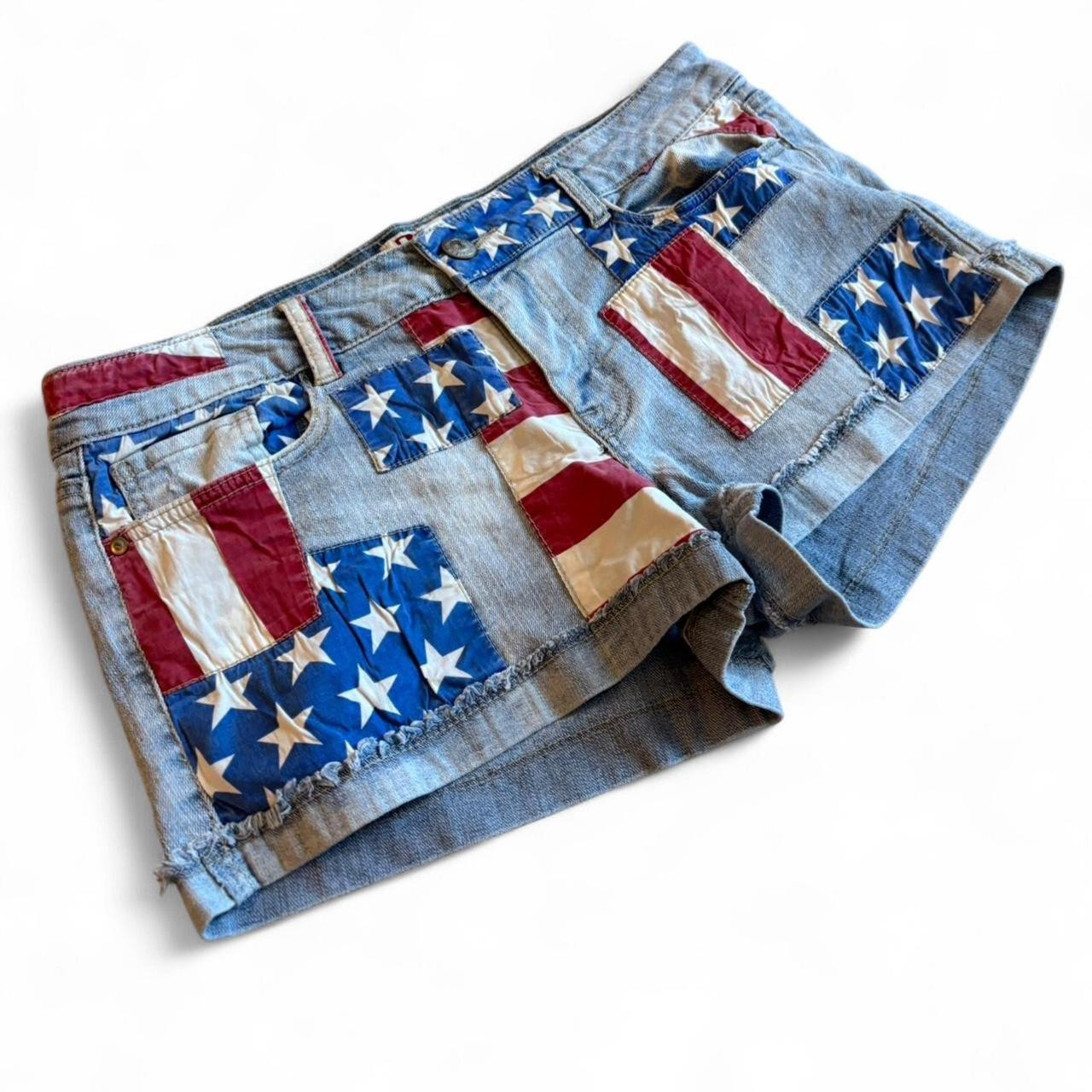 Lee Women's Shorts - Blue/Multi - L | Depop US
