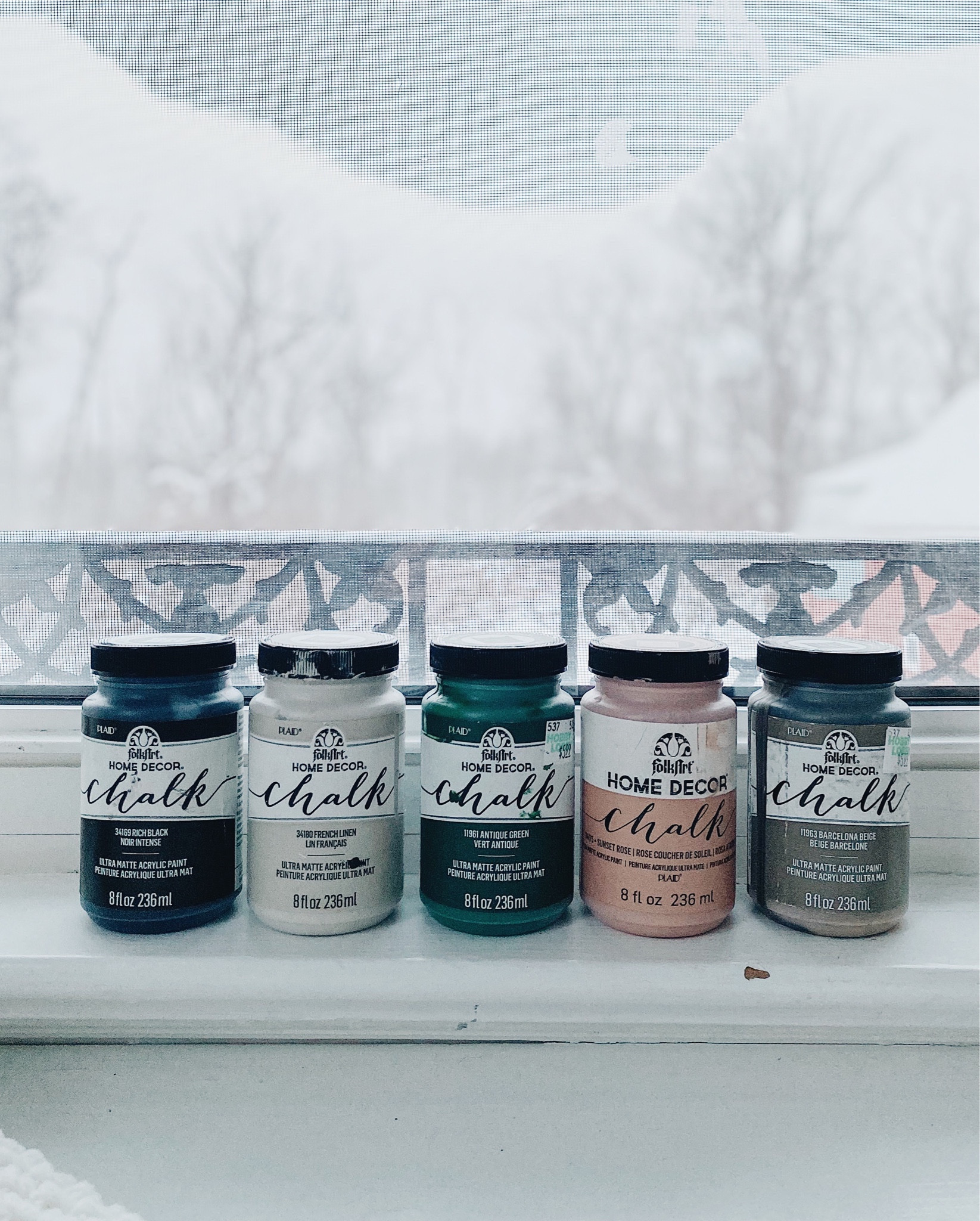 Came across my favorite chalk paint colors by Folk Art - I use these on a majority of my smaller DIY crafting projects!
Not pictured: vintage white