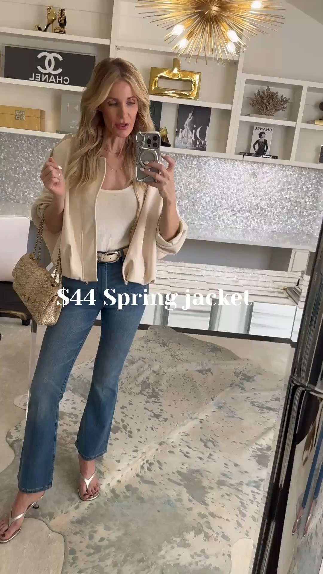 The perfect spring jacket✨Only $44 and such a steal! It comes in four colors — I’m wearing an XS. Paired with these perfect cropped flare jeans (not too short 🙌), so they elongate your legs instead of cutting them off. Wearing a size 24. Everything runs true to size 🤍 

 

#LTKgrwm #LTKootd #LTKOver40