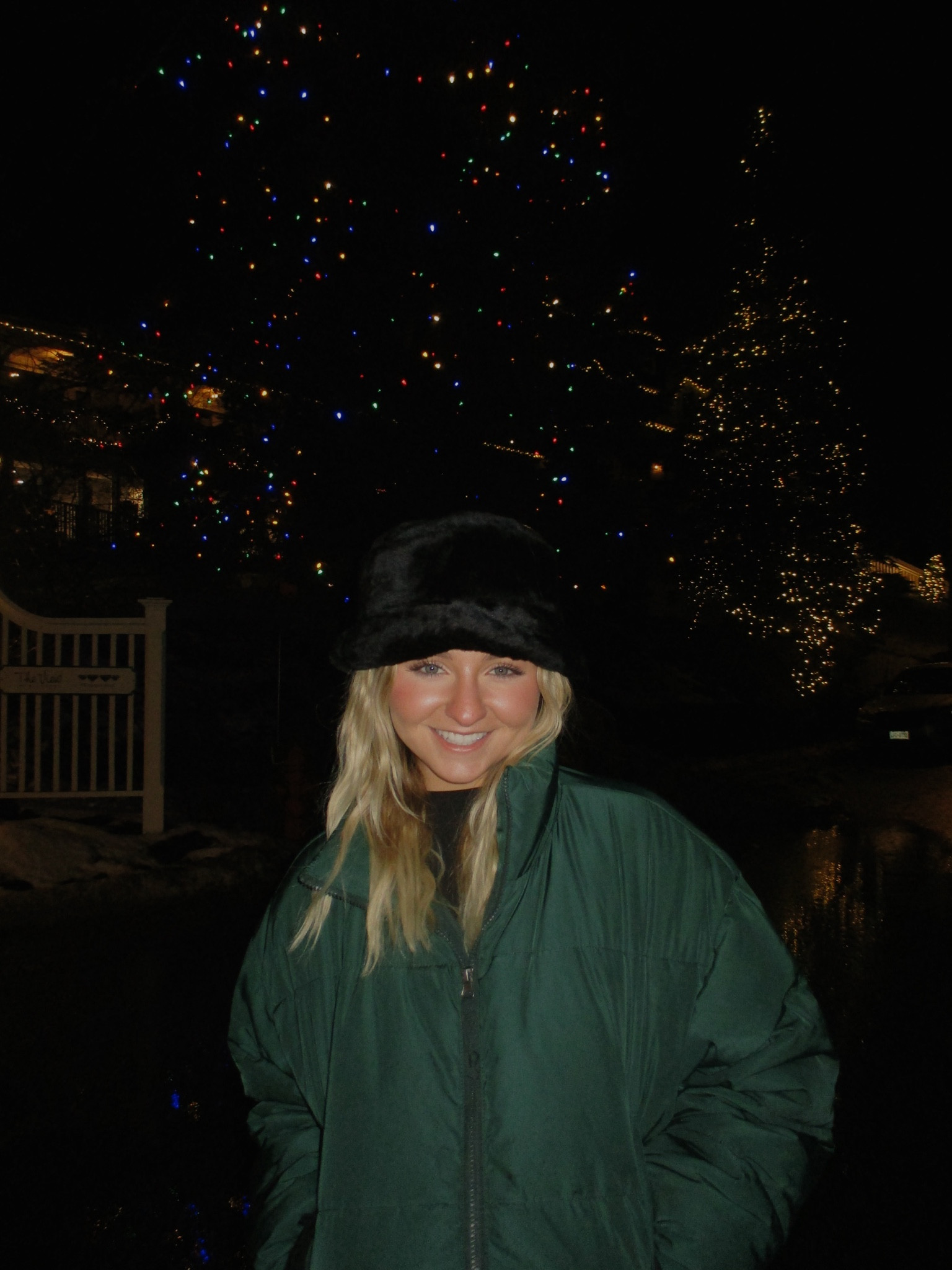 winter instagram pic, ice skating outfit, ice skating, winter outfit, winter style, winter picture 

#LTKFindsUnder100 #LTKSeasonal #LTKGiftGuide