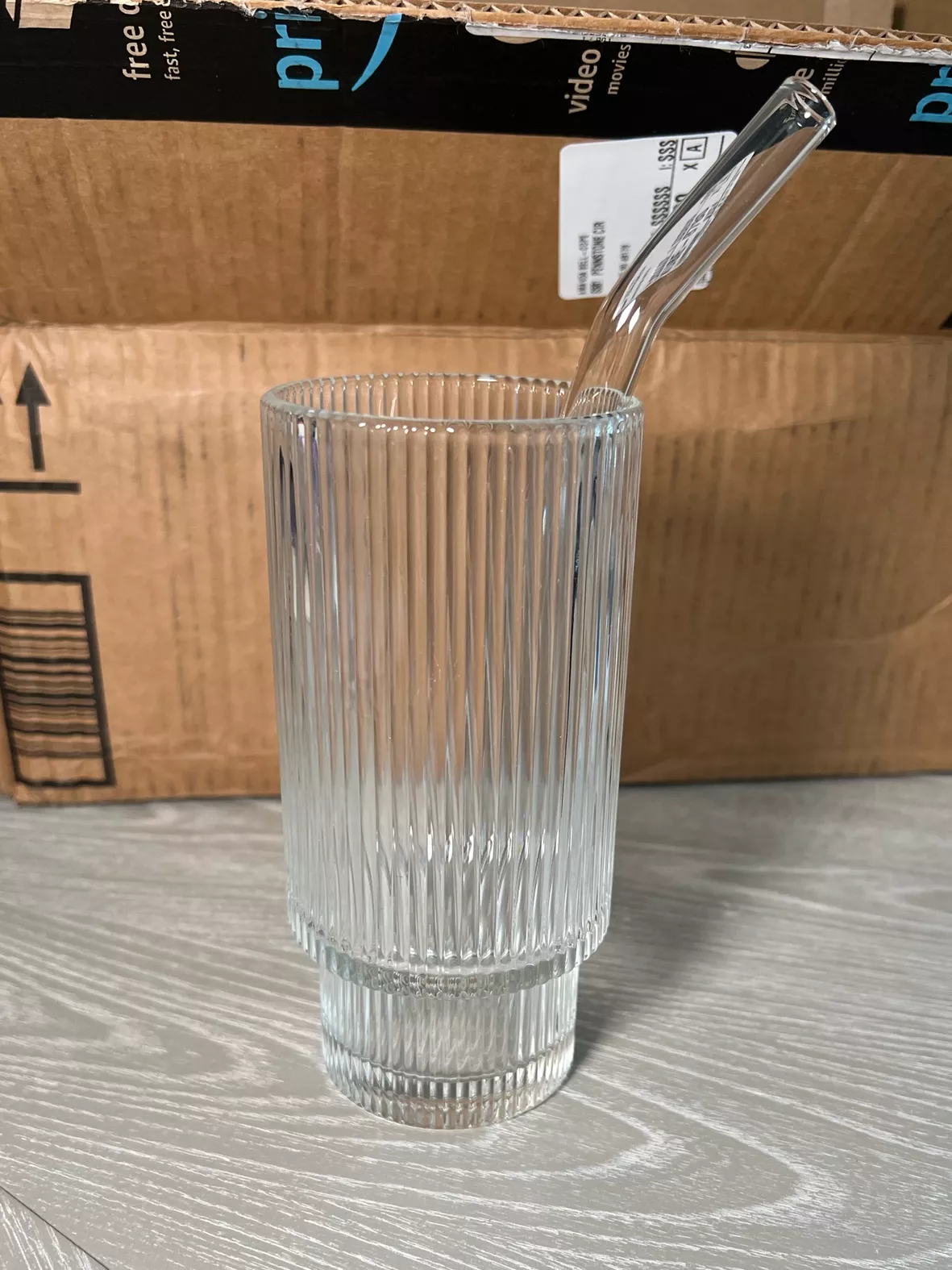 Combler Glass Cups with Straws