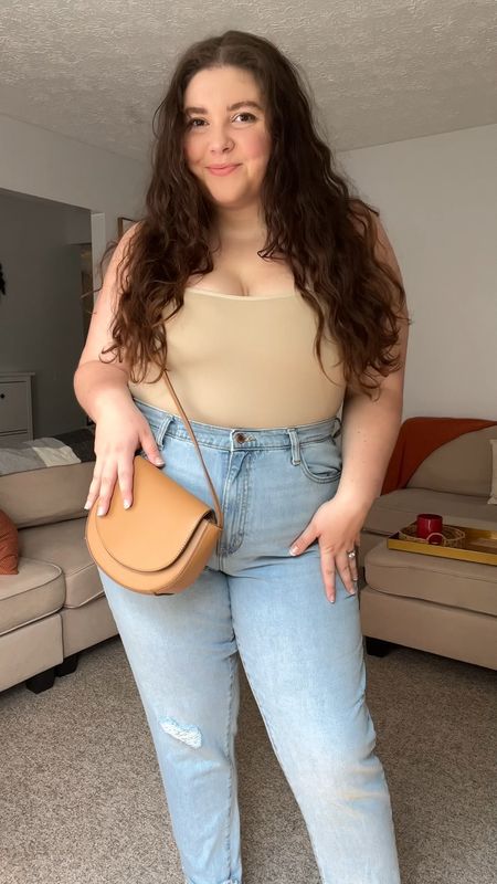 @foxandluxe for more size 14/16 midsize outfit inspo

midsize fashion, fall outfit inspo, curvy size 14/16, casual style, plus-size ootd, #midsize #fall2023 #summertofall #curvyoutfits #size1416 #casualstyle