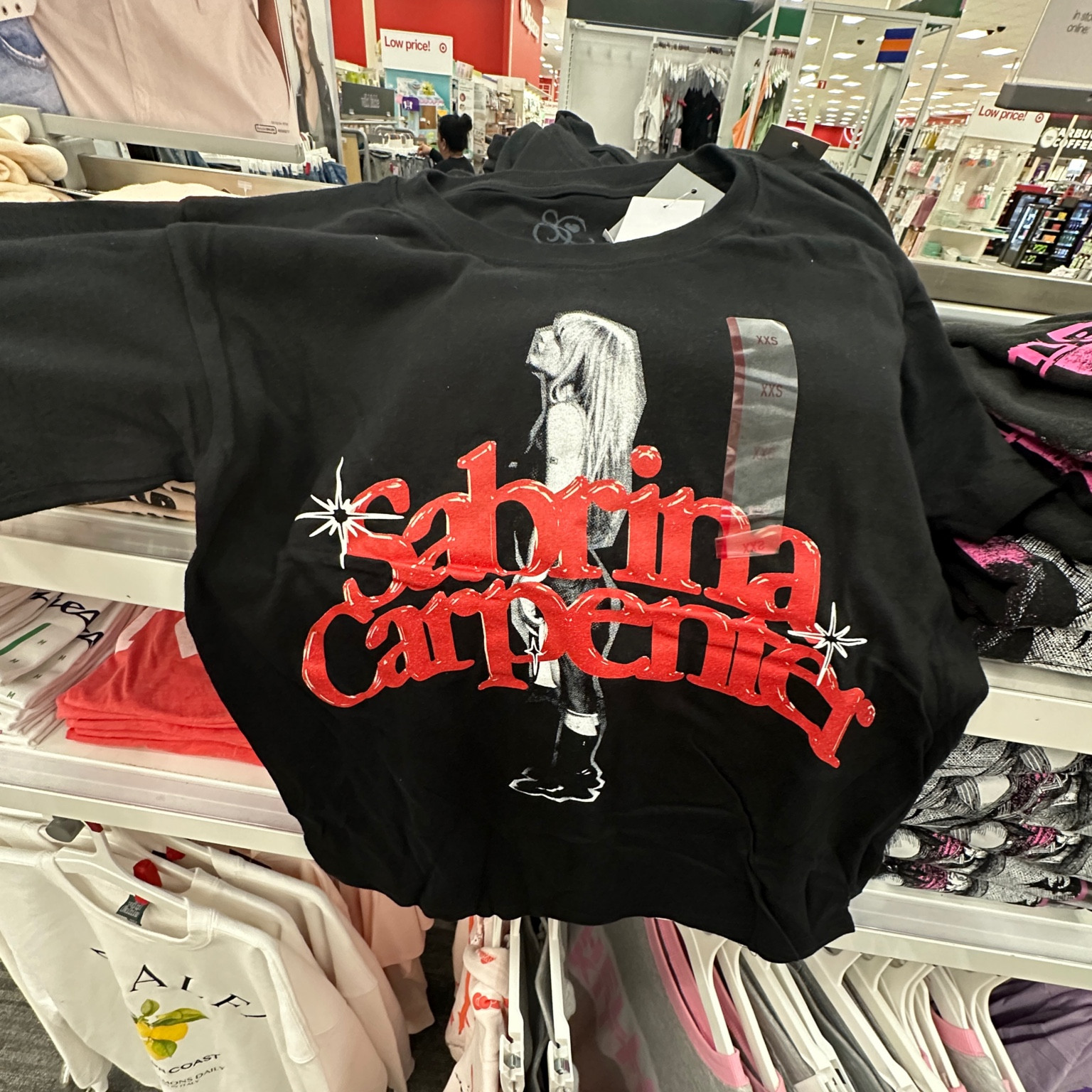 Sabrina Carpenter graphic tee at Target

#LTKBacktoSchool #LTKFindsUnder50 #LTKStyleTip