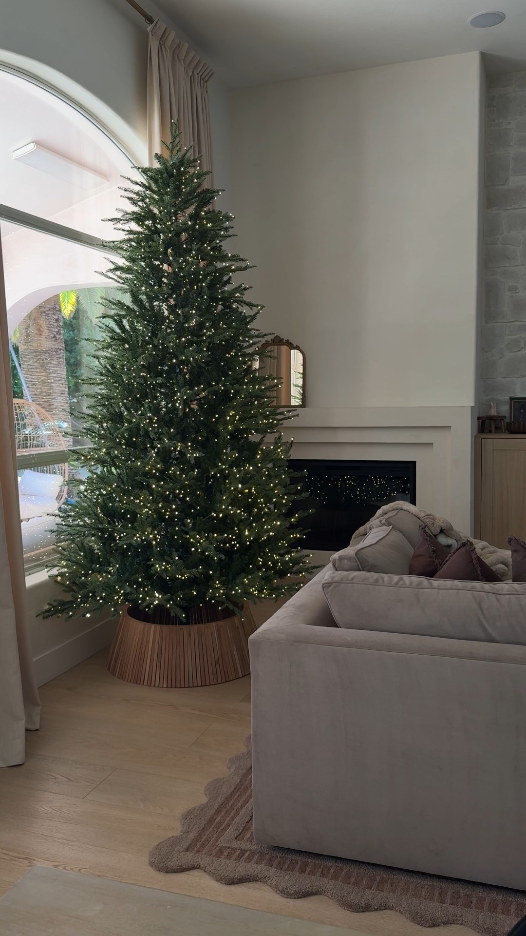 The viral Home Depot twinkle tree! This is the 9 foot. We have had this for 3 years now and no issues at all. No mess, easy to assemble, and barely needs fluffing!!! Highly recommend

Christmas trees
Holiday decor
Wooden tree collar 


#LTKSeasonal #LTKHome #LTKHoliday