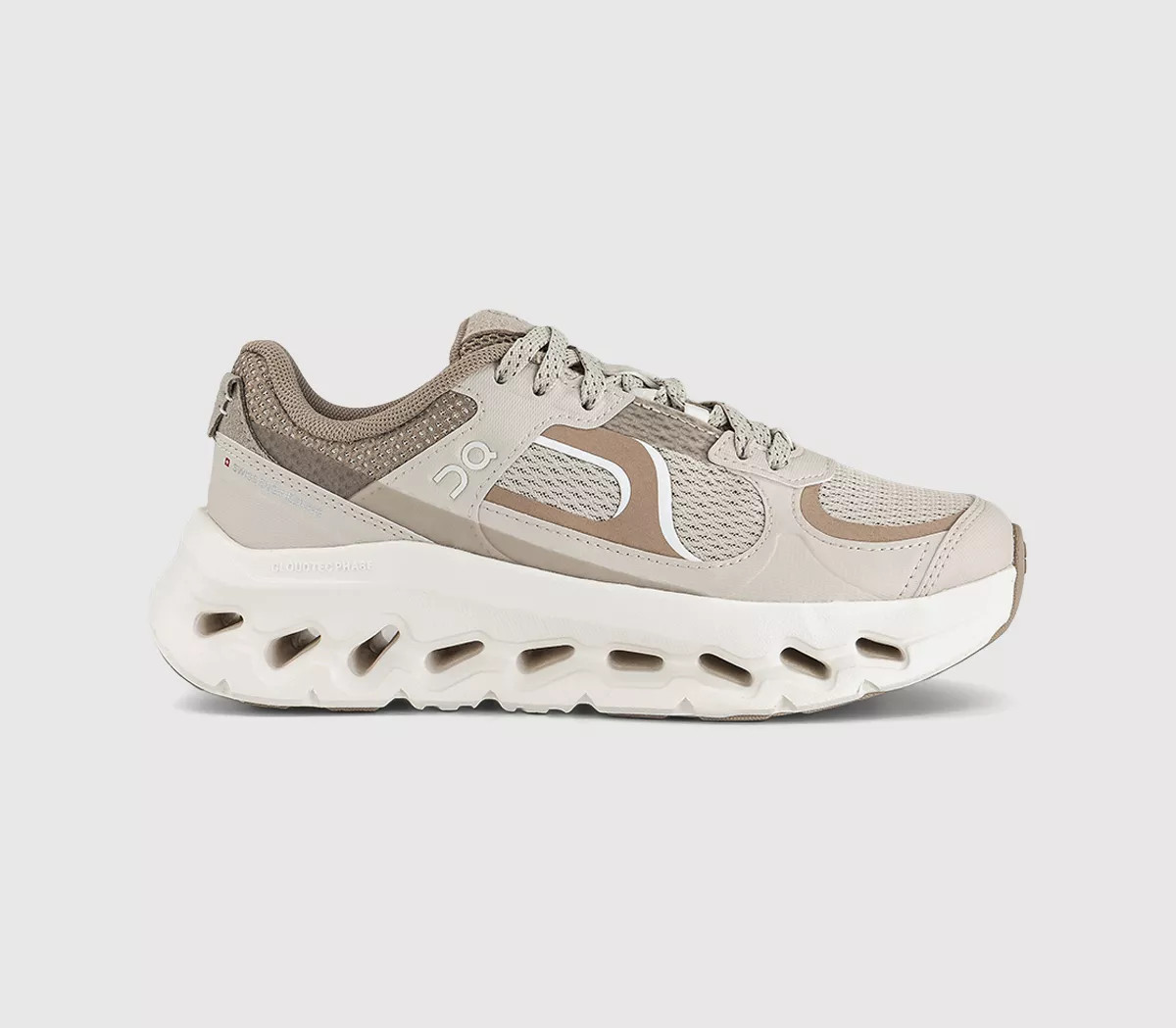Cloudtilt Arc Trainers | Office Shoes (UK)
