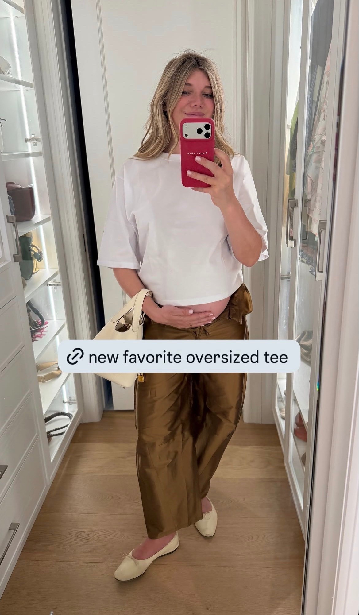 New favorite oversized tee! Ordered the bubble version for postpartum!

#LTKBump #LTKootd #LTKSeasonal