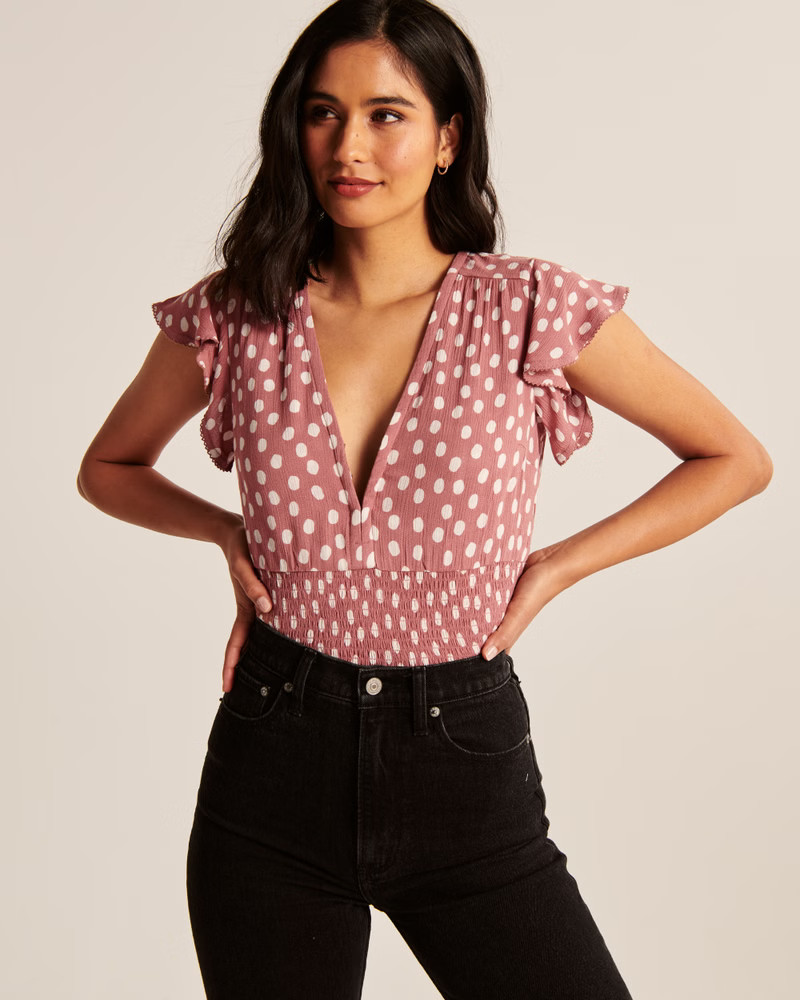 Short-Sleeve Smocked Waist Flutter Sleeve Blouse | Abercrombie & Fitch (US)