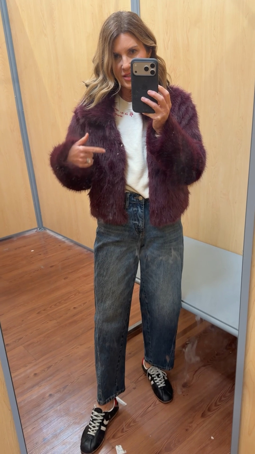 Small jacket jeans size 4 

#LTKOver40 #LTKHoliday #LTKFindsUnder50