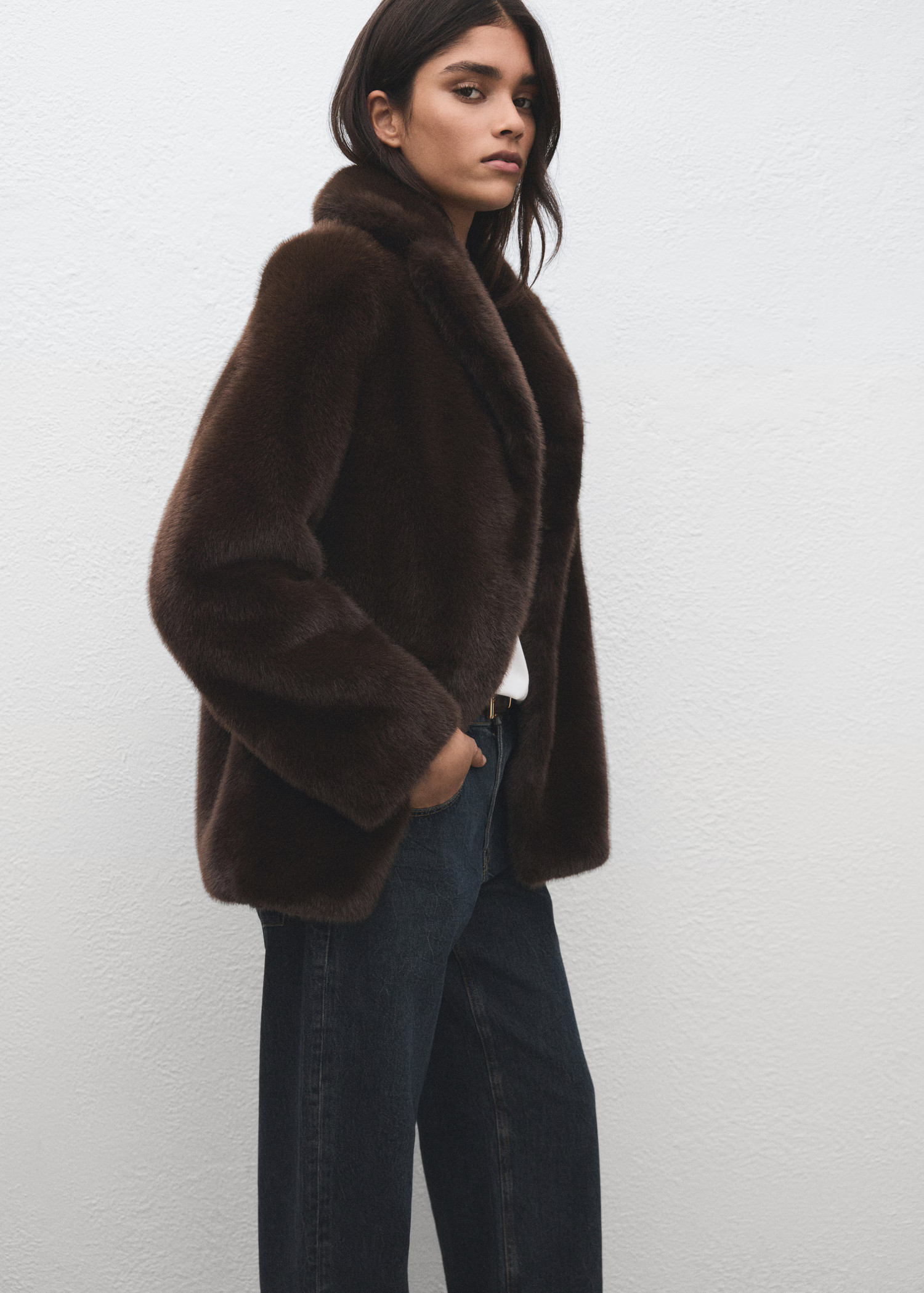 Faux fur effect coat with lapels | MANGO (UK)