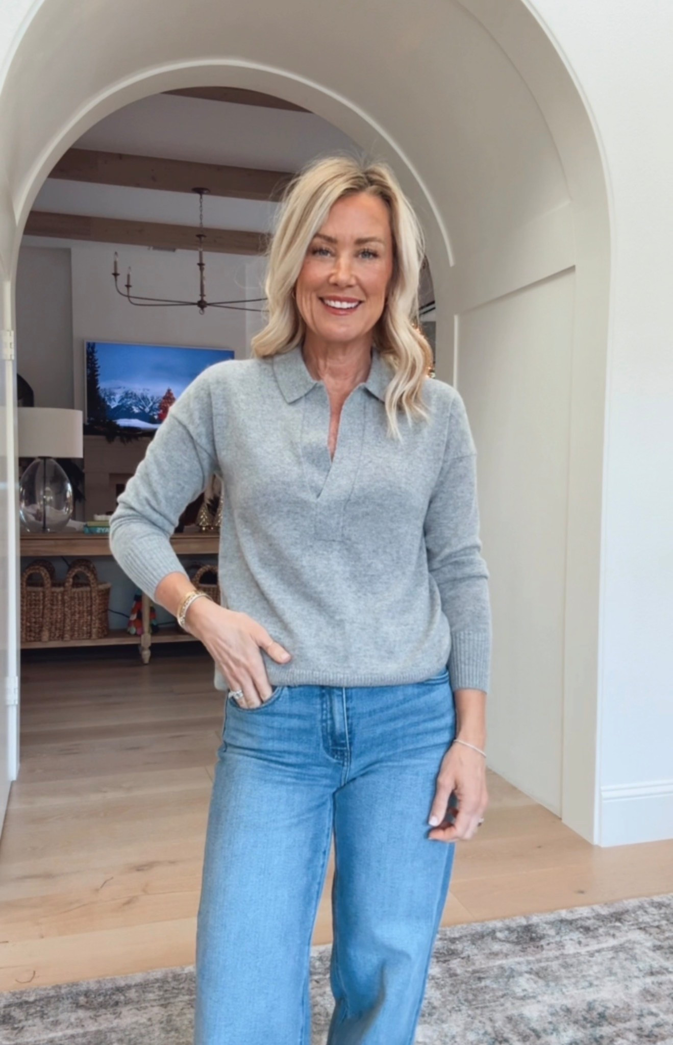 Size: XS! This collared cashmere is a new style for me, but I’ve quickly become obsessed with it. I would size up if you want a looser fit. I’ll probably order a small in a couple of different colors with this one. 

#LTKGiftGuide #LTKHoliday #LTKOver40