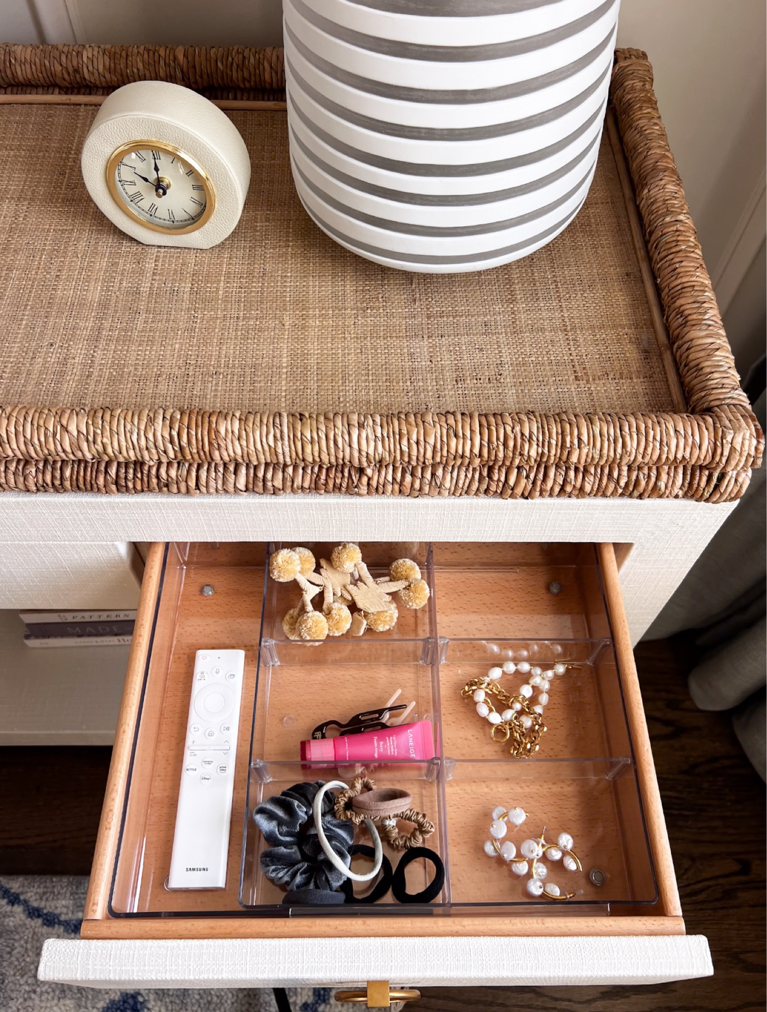 These expandable drawer organizers fit any drawer! Love them for a bedside table 🙌🏻

#LTKhome #LTKfindsunder50 #LTKstyletip