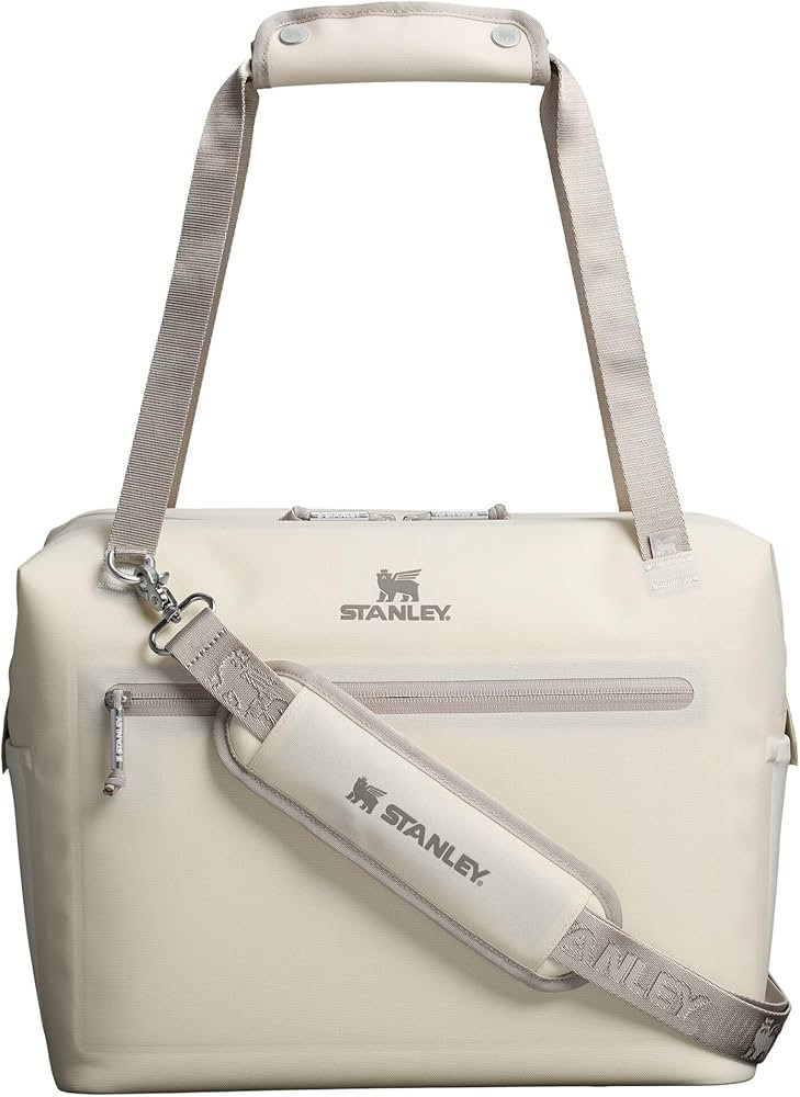 Amazon.com: STANLEY All Day Julienne Max Soft Cooler Bag and Lunch Box 20 Quarts | 30 Can Cooler ... | Amazon (US)