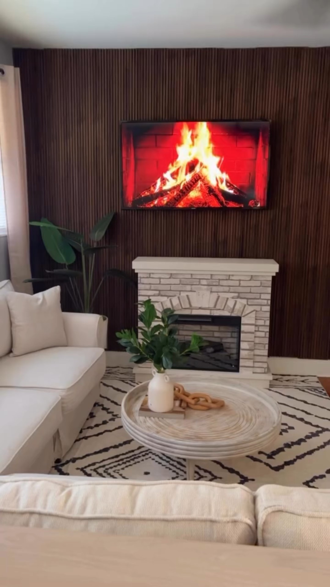 Disfrutando de los pequeños cambios en mi casa !

#living #walldecoration #interior #homestyle #homeinspiration #lifestyle