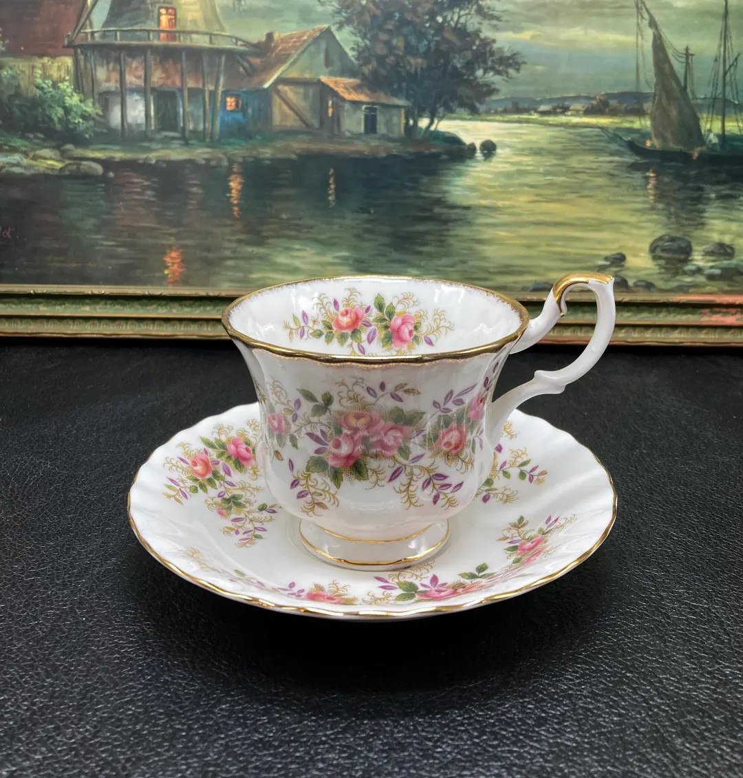 Vintage Royal Albert Bone China, stratford Rose Teacup and Saucer Set, C. 1960's - Etsy | Etsy (US)