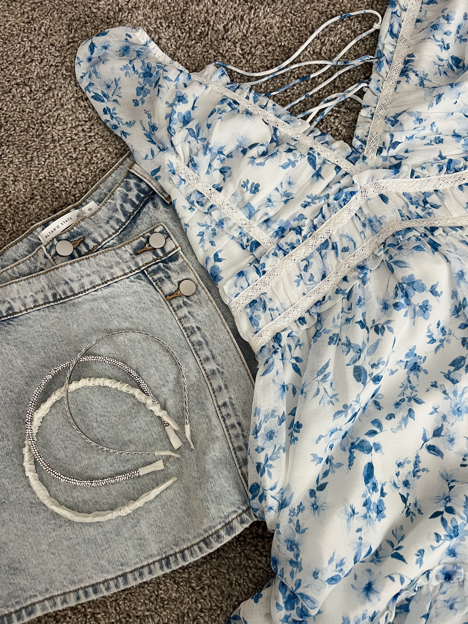 Quick shopping trip to find a new skirt for a country concert + and Easter dress, and I found them both!!

I’m obsessed with this skort — fits TTS. And same with this dress. Both are so flattering + girlie. I can’t wait to style them!!

#LTKwedding #LTKfindsunder100 #LTKsalealert