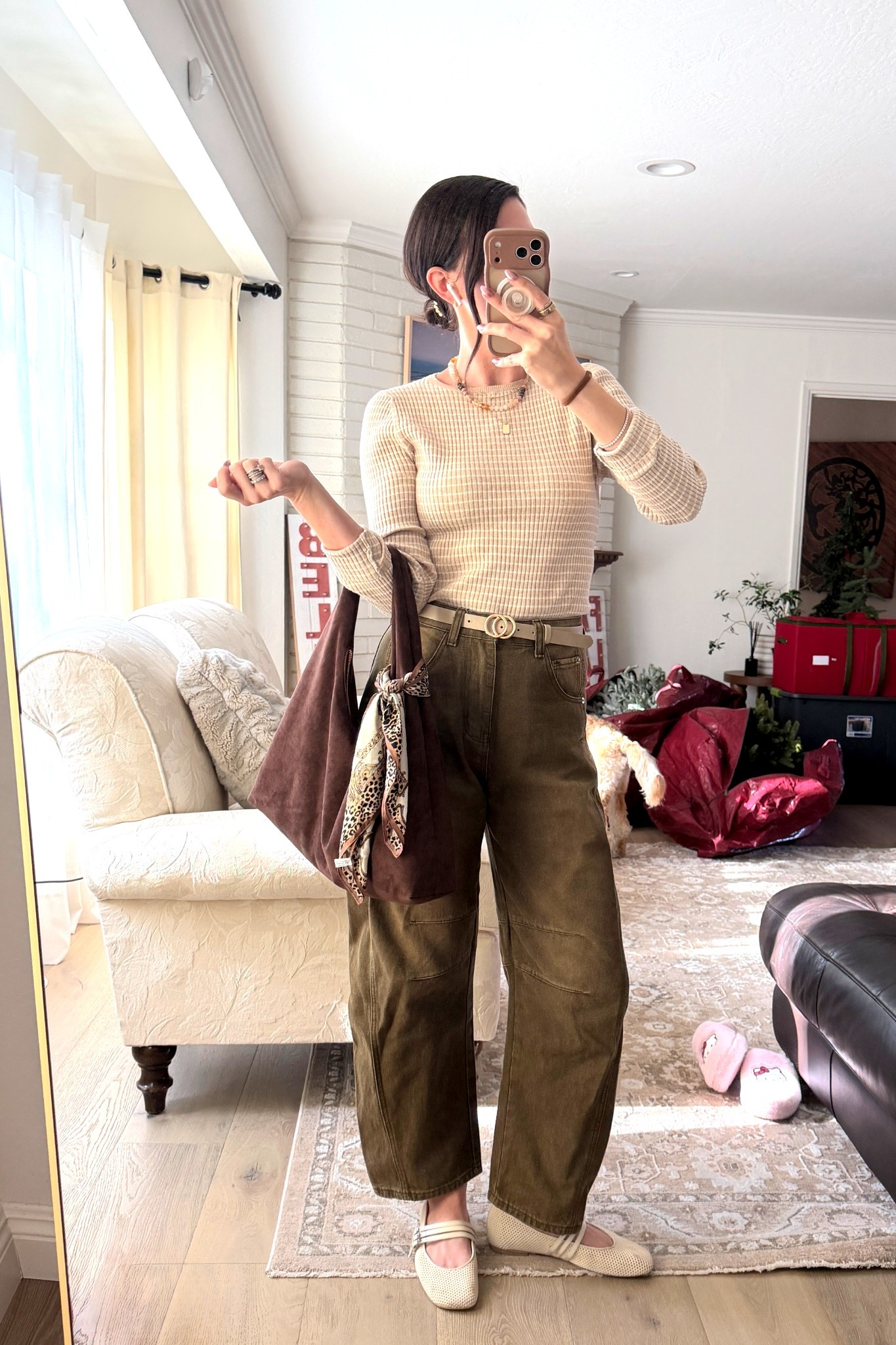 A neutral fall outfit of my dreams. I love this ribbed long sleeve. It’s a great layering piece for winter also. True to size. These barrels jeans are a far. Also tts and wash well  

#LTKFindsUnder50 #LTKSaleAlert #LTKootd