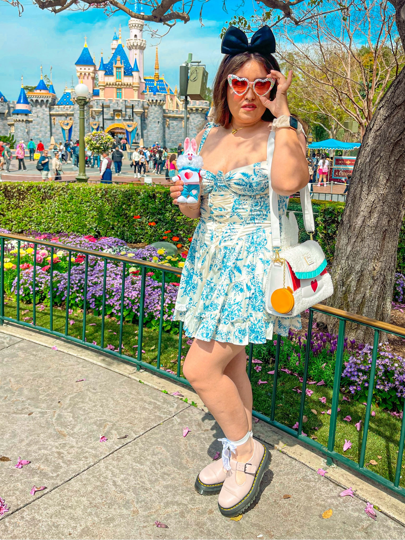 A Very merry unbirthday, let’s go to B the tea party or date night 😏😆

Dress dupe since dress is from Dollskill 

#LTKsalealert #LTKSeasonal #LTKstyletip