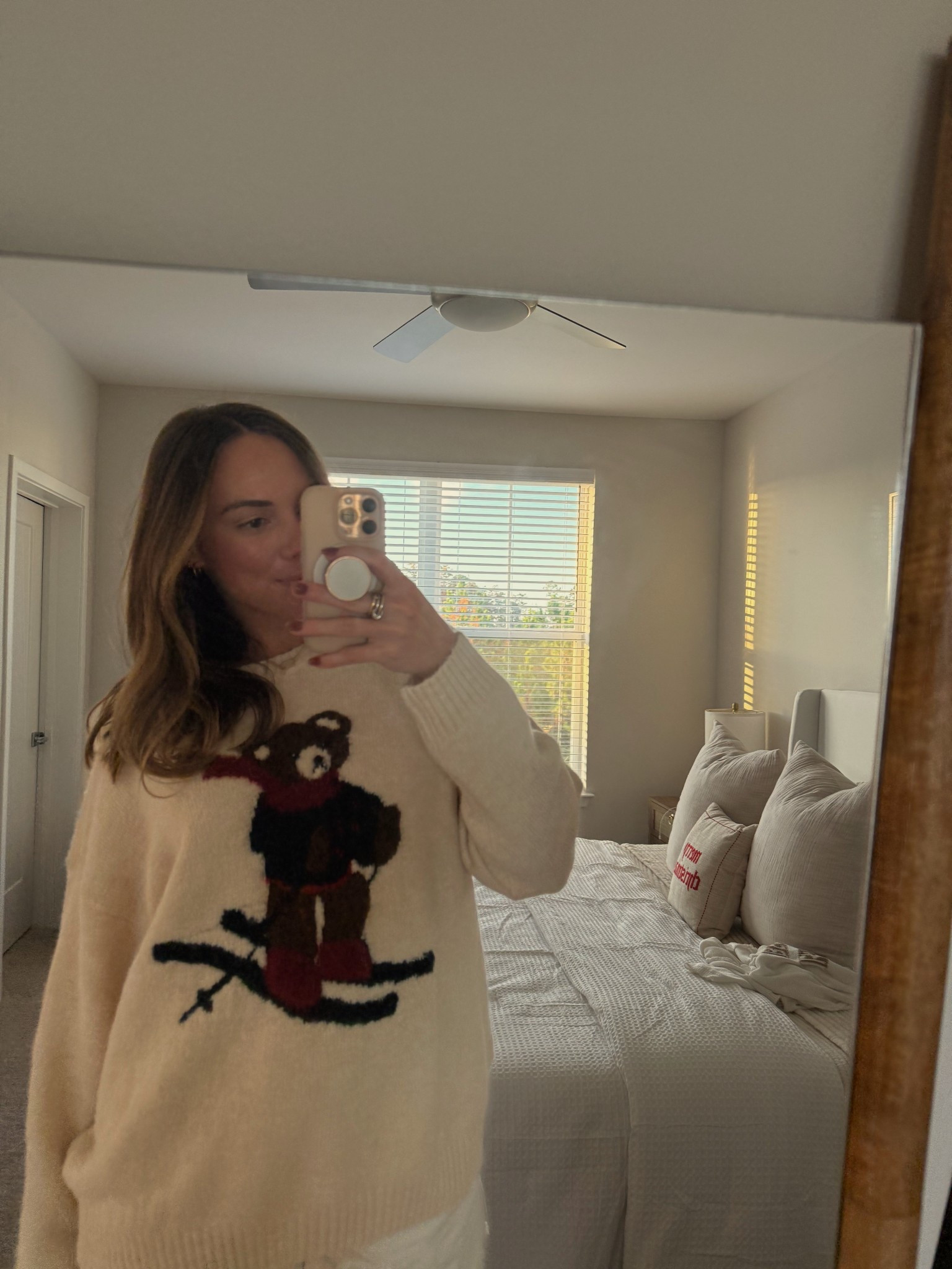 90s vintage Christmas sweater … say less. 

#LTKSeasonal #LTKGiftGuide #LTKHoliday