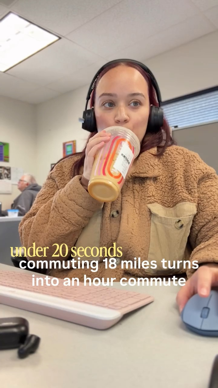 I work in the office 5 days per week. What should take 20 minutes most days can take up to an hour with no fail | #workingmom #morningcommute #momvlog #inher30s