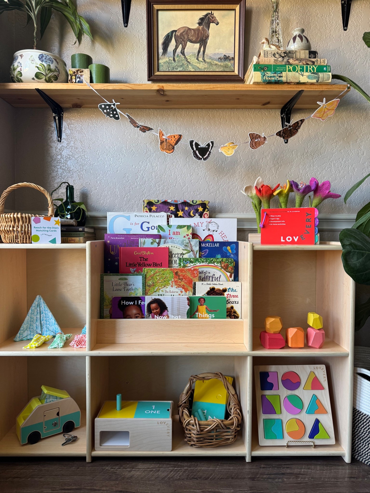 The Lovevery Free Spirit kit: open-ended play, cozy activities, and so much learning

everything’s linked in my bio under “Loverevery Toy Rotation”
Or comment Link 

#toyrotation
#lovevery
#openendedplay
#toddleractivities
#montessoritoddler 
#LoveveryHolidays