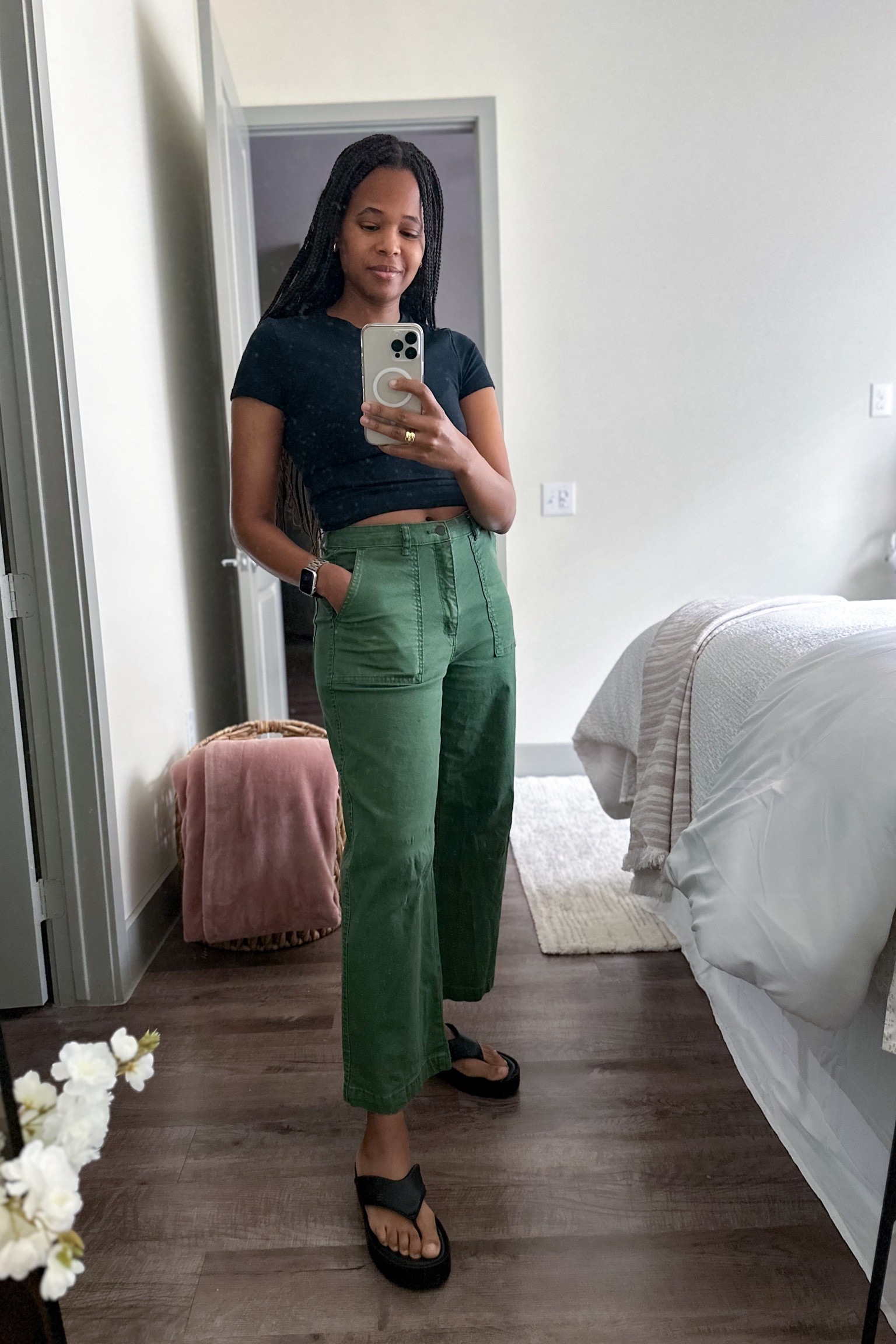 5. 2. 24 Style File 

Baby Tee (newly added)

Green Wide Leg Pants (old, similar options linked)

Black Platform Flip-Flops (newly added)

#LTKshoecrush #LTKSeasonal #LTKstyletip
