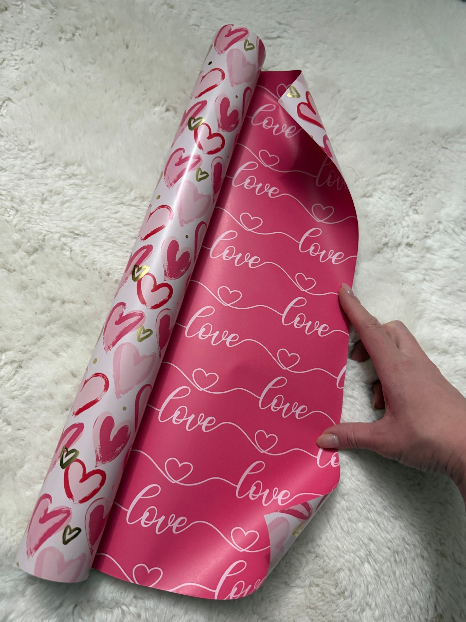Valentine’s Day Paper! 💗

The roll was a little shorter than expected, but I will say the paper is thick, good quality, double sided paper! 



#LTKSeasonal #LTKHome #LTKValentine