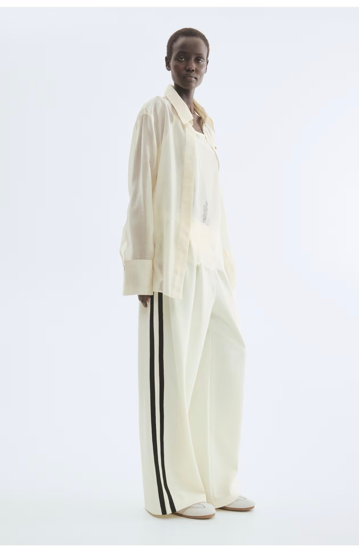 I’m obsessed with these pants. Wearing a size S

#LTKootd #LTKSeasonal #LTKgrwm