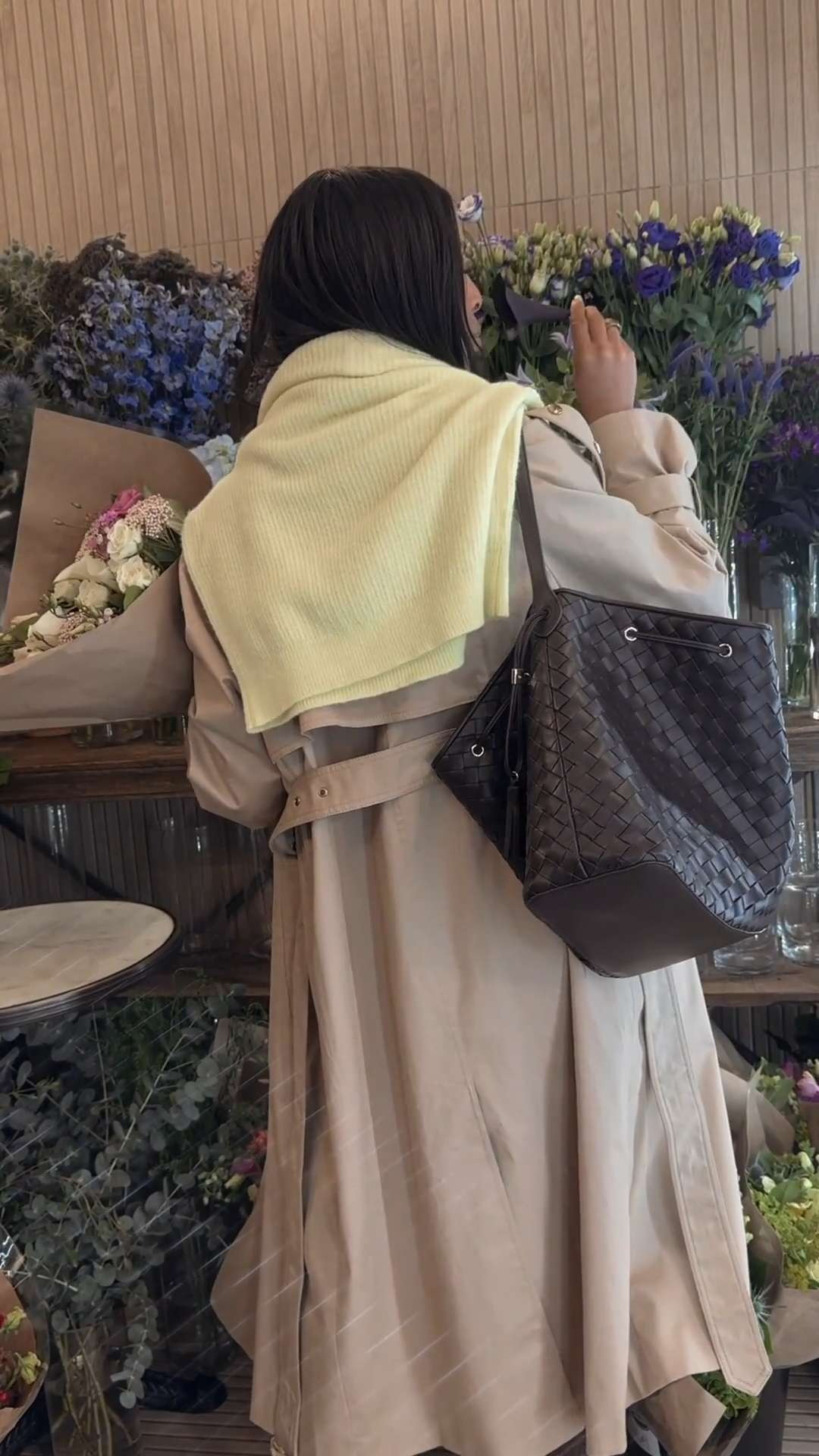 Today’s recipe: a soft cable + a buttery worn bag 
 

#LTKBeauty #LTKgrwm #LTKootd