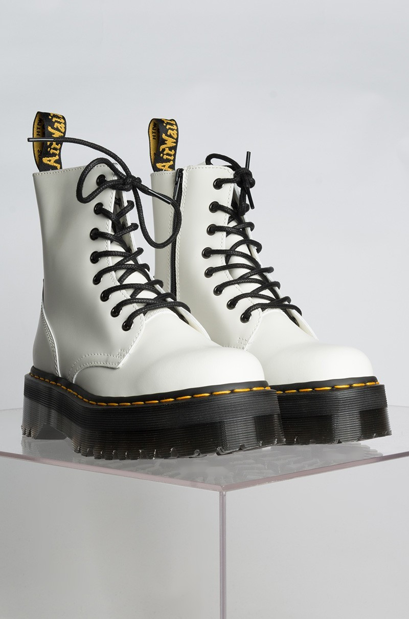 https://www.shopakira.com/dr-martens-jadon-platform-sole-combat-boot-123985 | AKIRA