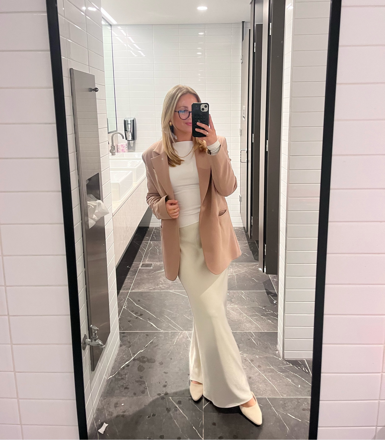 A tonal office fit as it warms up a little in Sydney. Outfit is all kookai and shoes are zara but i’ve linked similar at different price points below xx 

#LTKwinter #LTKworkwear #LTKaustralia