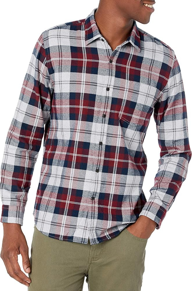 Amazon Essentials Men's Flannel Shirts Long Sleeve, Slim-Fit Button Down Plaid | Amazon (US)