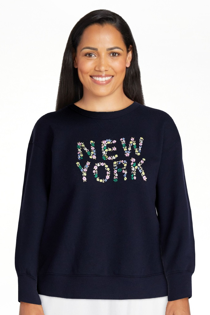 Free Assembly Women's and Women's Plus New York Embroidered Shrunken Sweatshirt, Sizes XS-4X | Walmart (US)