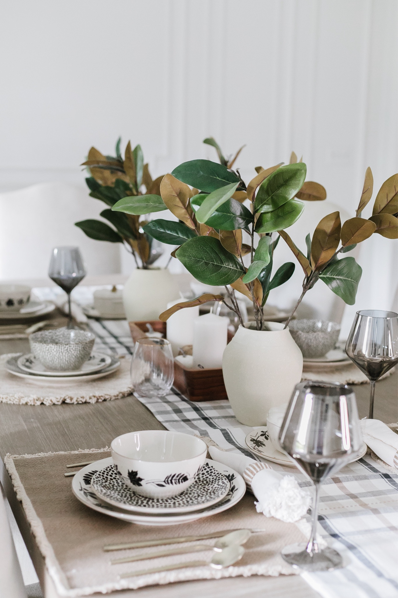 #WalmartPartner Ready to elevate your fall dining experience? 🍂✨ I styled my table with beautiful, budget-friendly pieces from @walmart, creating a cozy and chic autumn vibe! #walmarthome