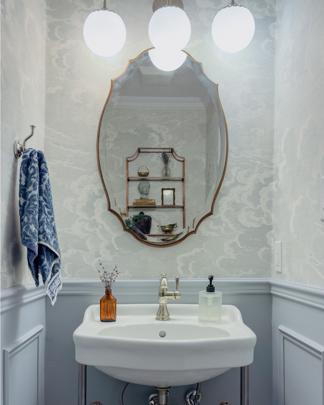 This bathroom refresh only took two days! I’ve always wanted to wallpaper this powder room so I did a makeover. I already loved the sink and light fixture in here so I just swapped out the mirror and added a new shelf. I love how it turned out!

#wayfaircahome #wayfaircapartner @wayfaircanada 🇨🇦

#LTKHome