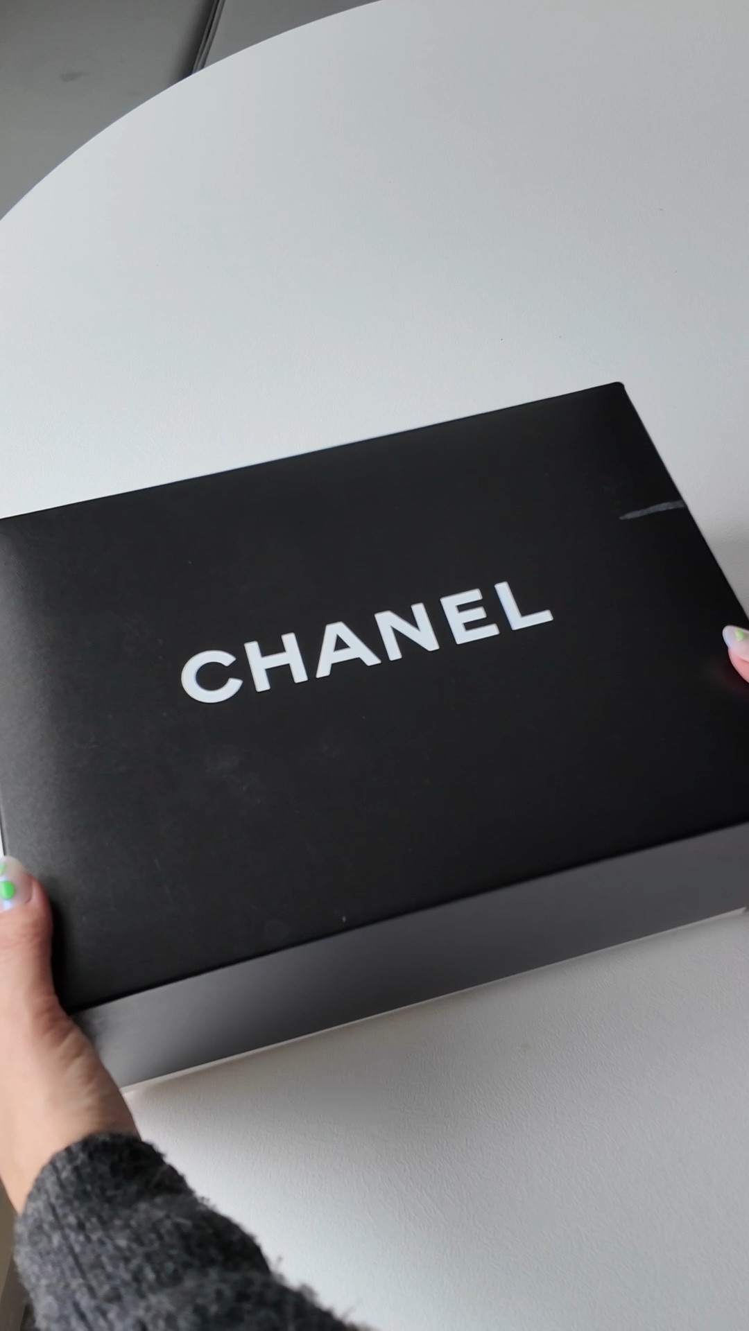 Vintage Chanel unboxing 

#LTKSpringSale #LTKstorytime #LTKdayinmylife