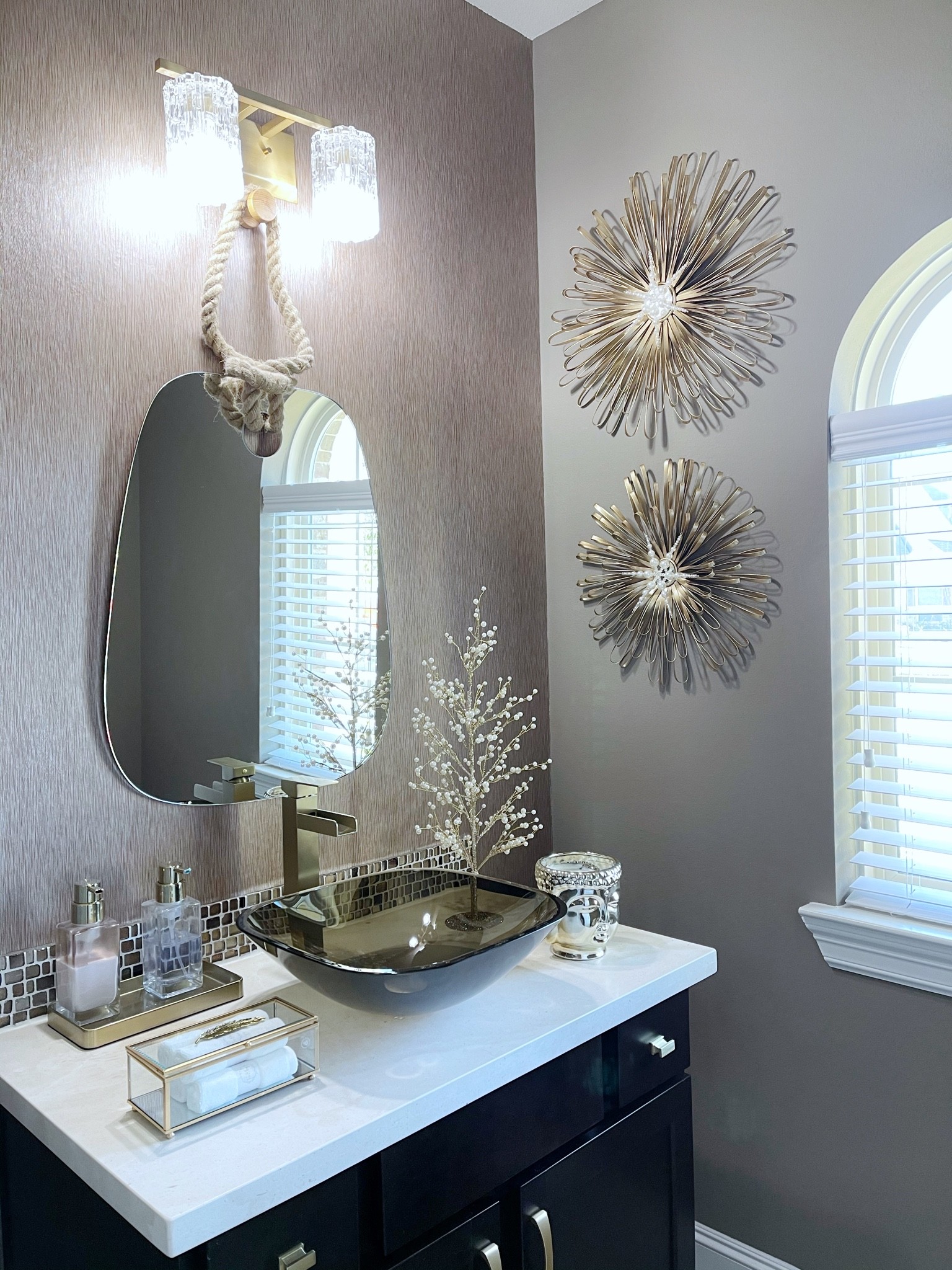 Christmas decor inspo for bathroom | powder room | home decor | Christmas tree | holiday decor | bathroom decor | bathroom sink | mirrors 

#LTKhome #LTKHoliday #LTKCyberweek