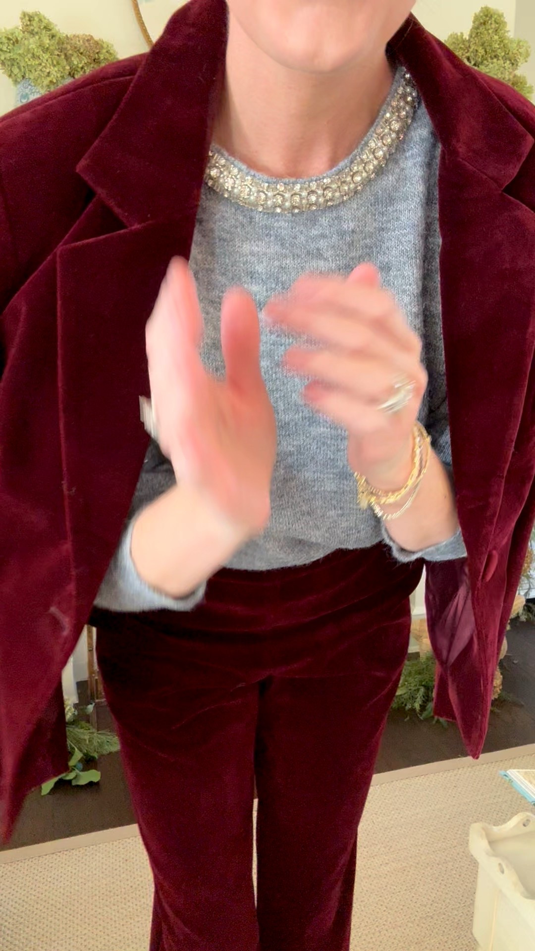 Ready to Jingle & Mingle!! ❤️
Shop all of my Holiday picks to take you from day to night! 
Use my code BROOKE15 for 15% off at Avara! 
#ad @shop_avara
#avaraista  #shopavara

#LTKHoliday #LTKGiftGuide