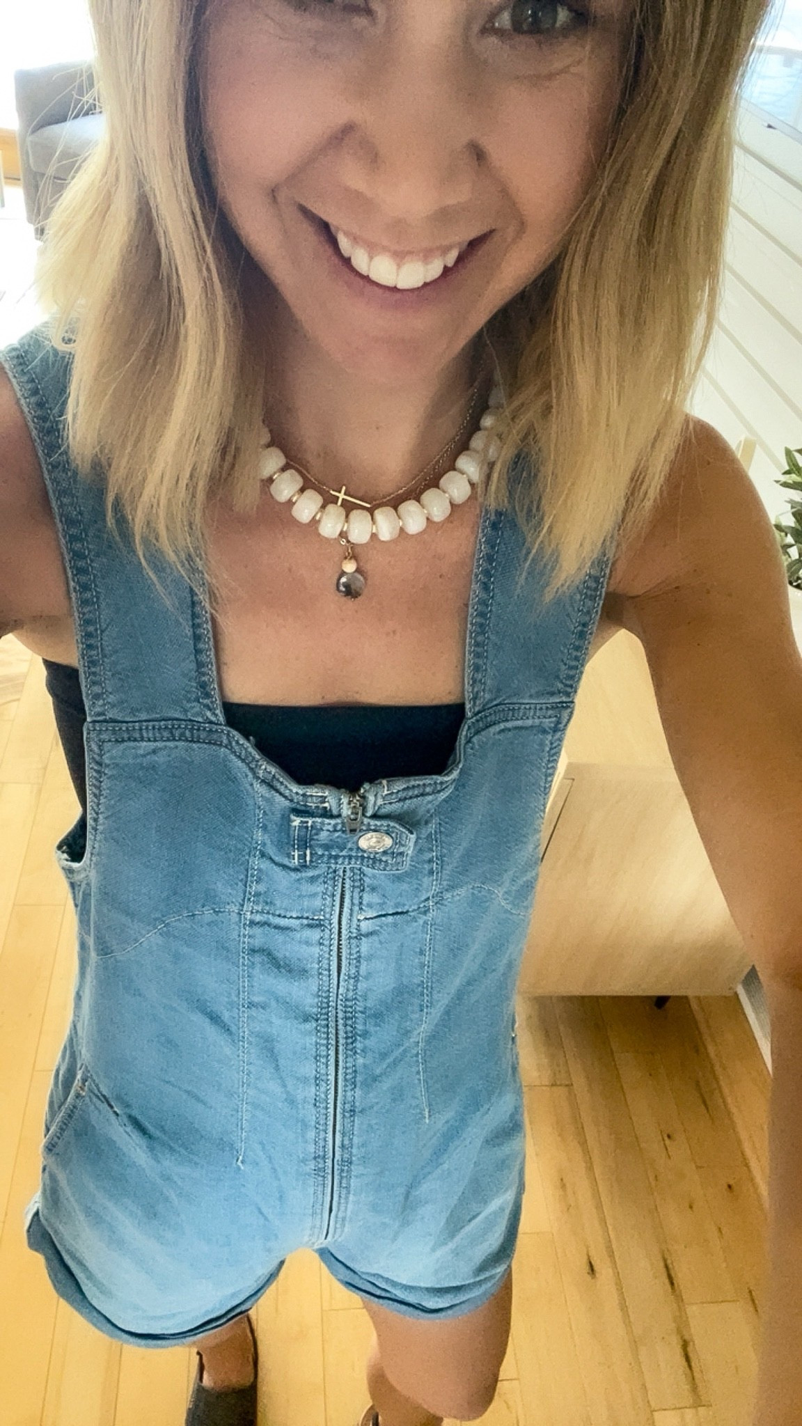 The statement piece every outfit needs 🤍 
This chunky white necklace instantly elevates even the simplest look.

#LTKootd