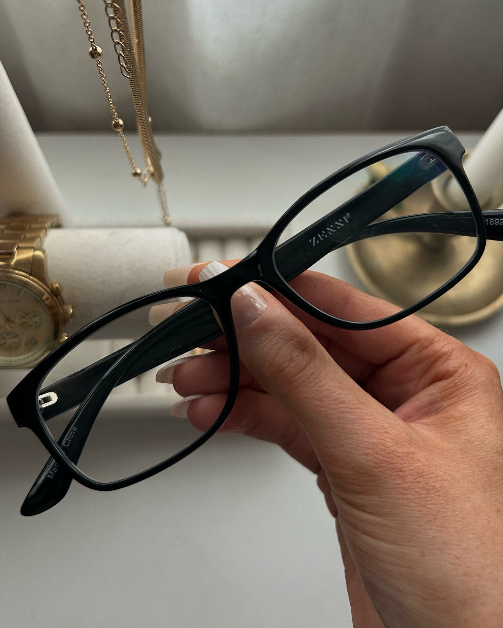 cute and super affordable blue light blocking glasses @amazon

rectangle glasses, amazon finds, amazon fashion, work from home, office, home, hollyfrocks

#LTKworkwear #LTKfindsunder50 #LTKstyletip