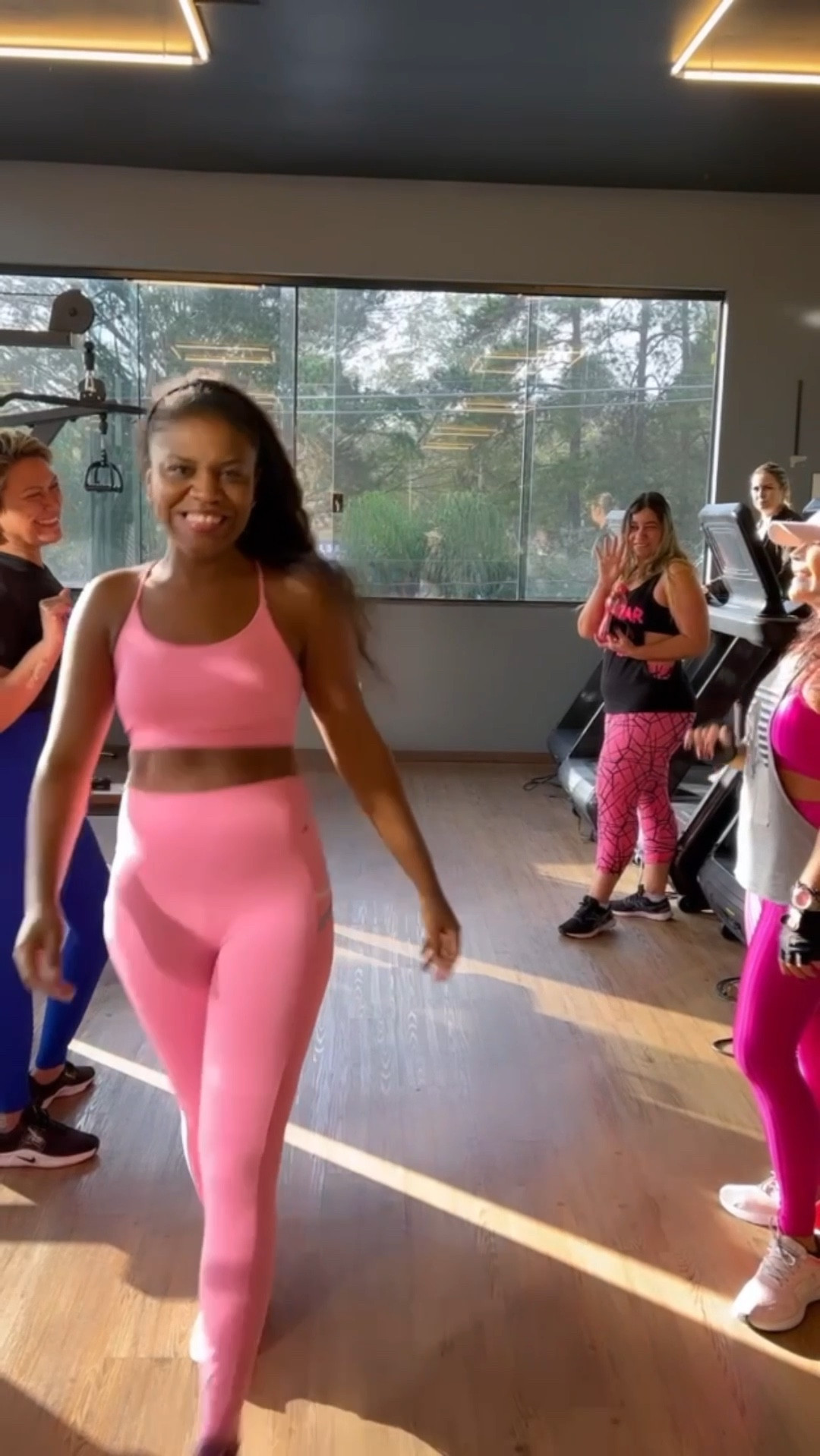 Hi Barbie ! 💖

Quando eu vou treinar com um look novo...